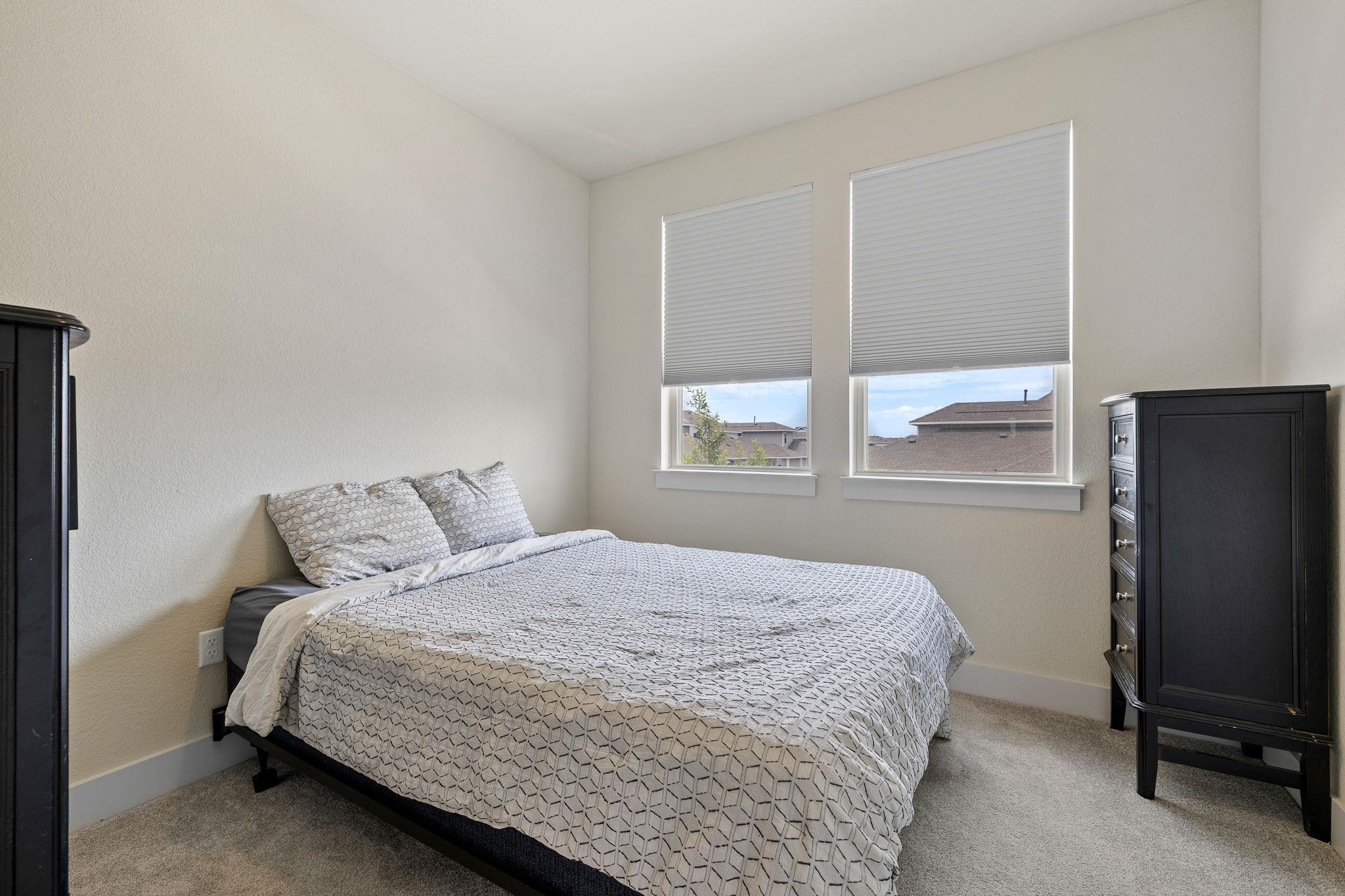 6205 Dumfries Ln, Austin, TX 78744