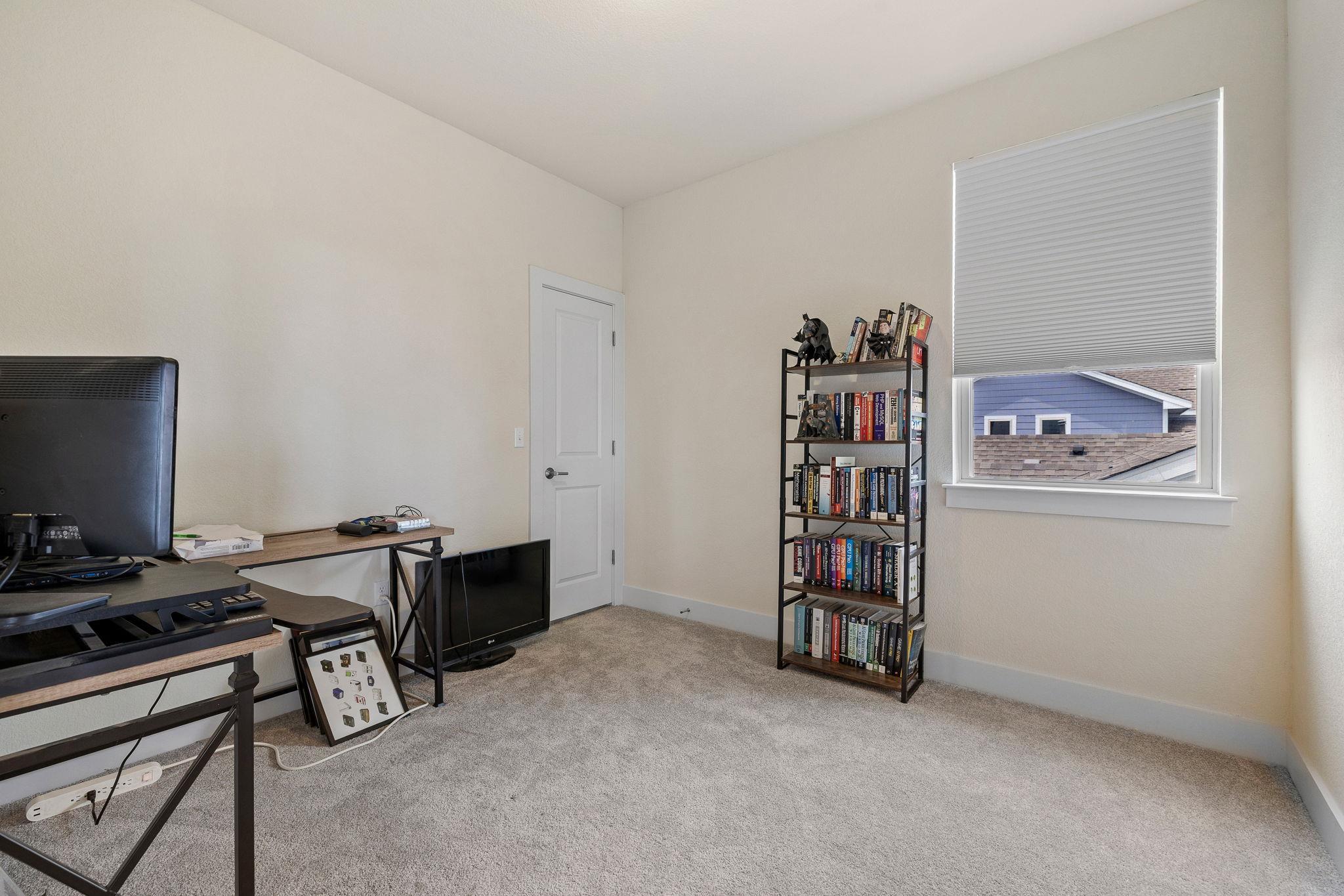 6205 Dumfries Ln, Austin, TX 78744