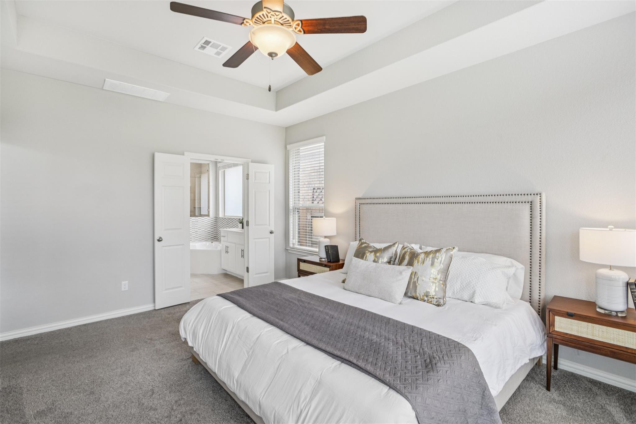 1012 Isaias Dr, Leander, TX 78641