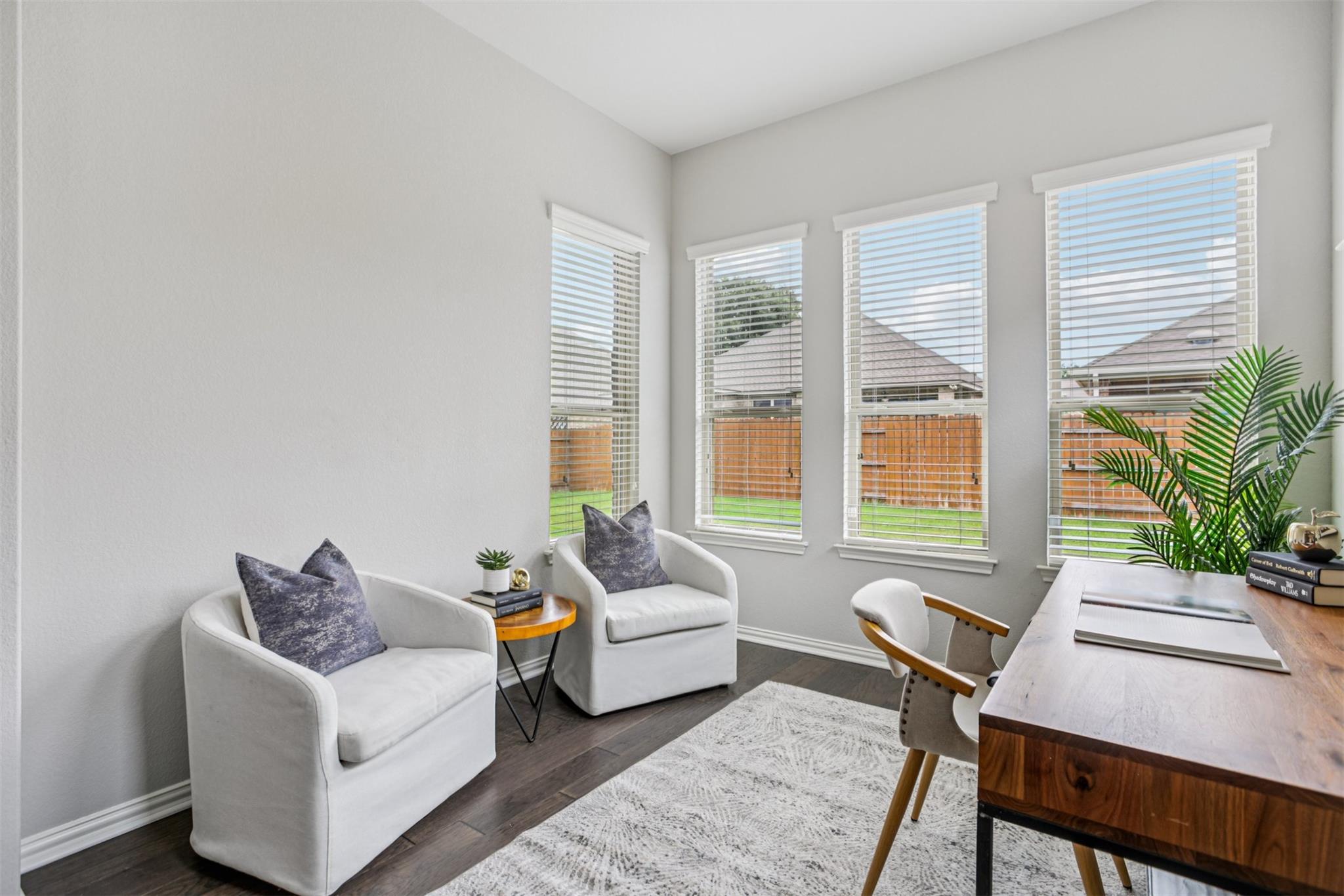 1012 Isaias Dr, Leander, TX 78641