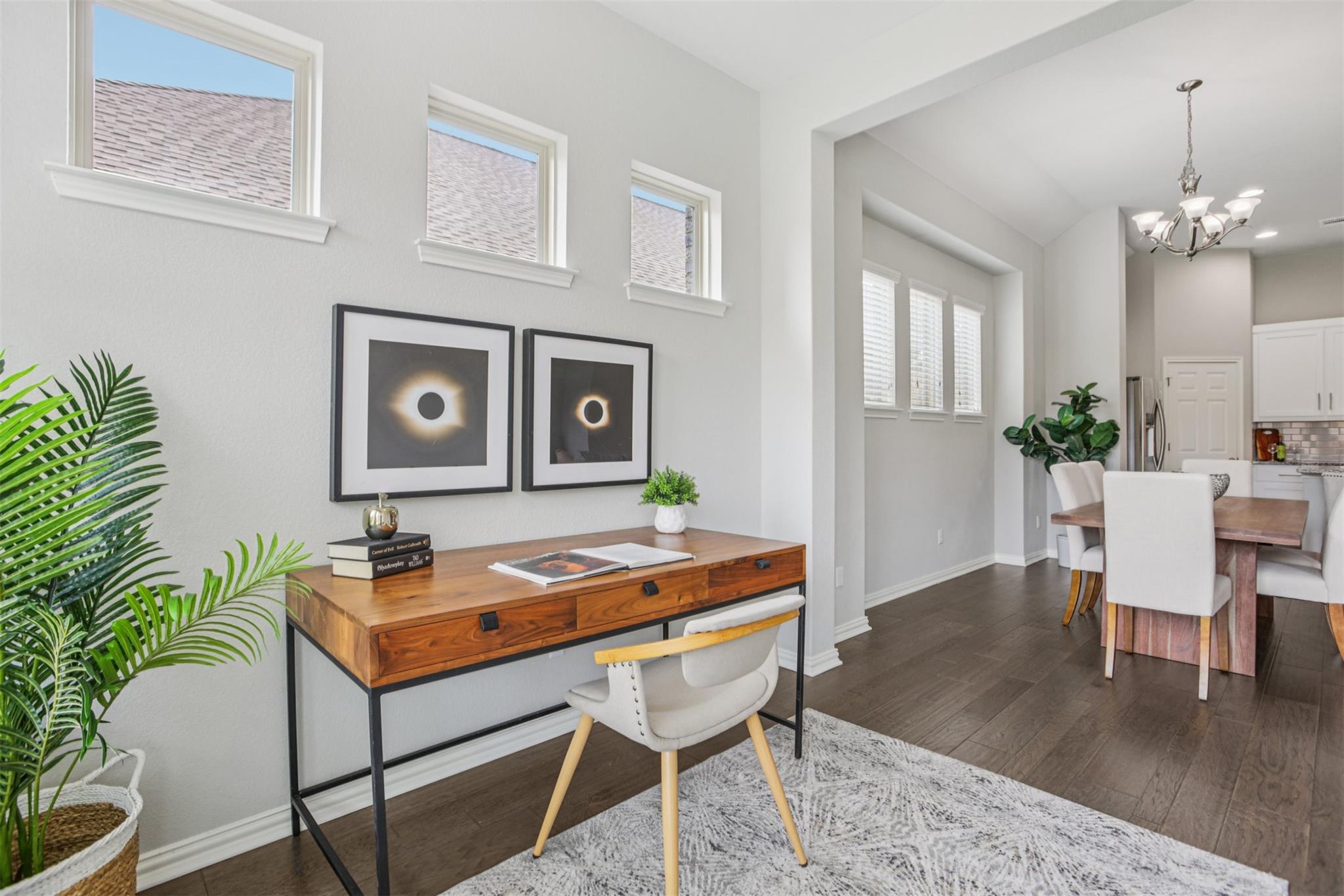 1012 Isaias Dr, Leander, TX 78641