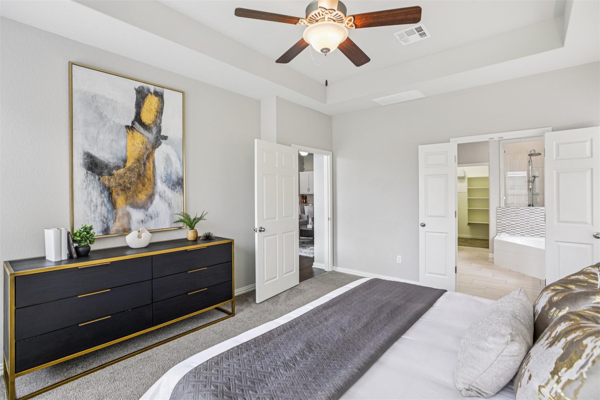 1012 Isaias Dr, Leander, TX 78641