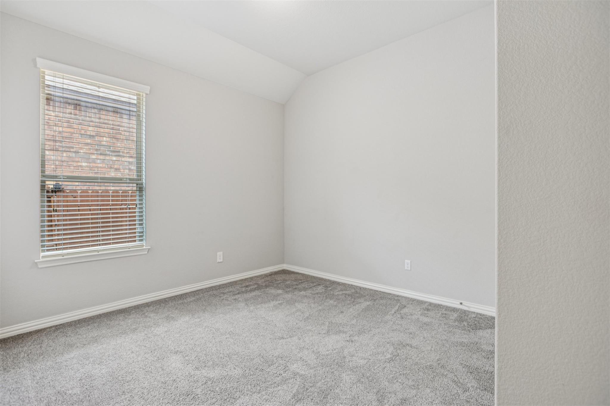 1012 Isaias Dr, Leander, TX 78641