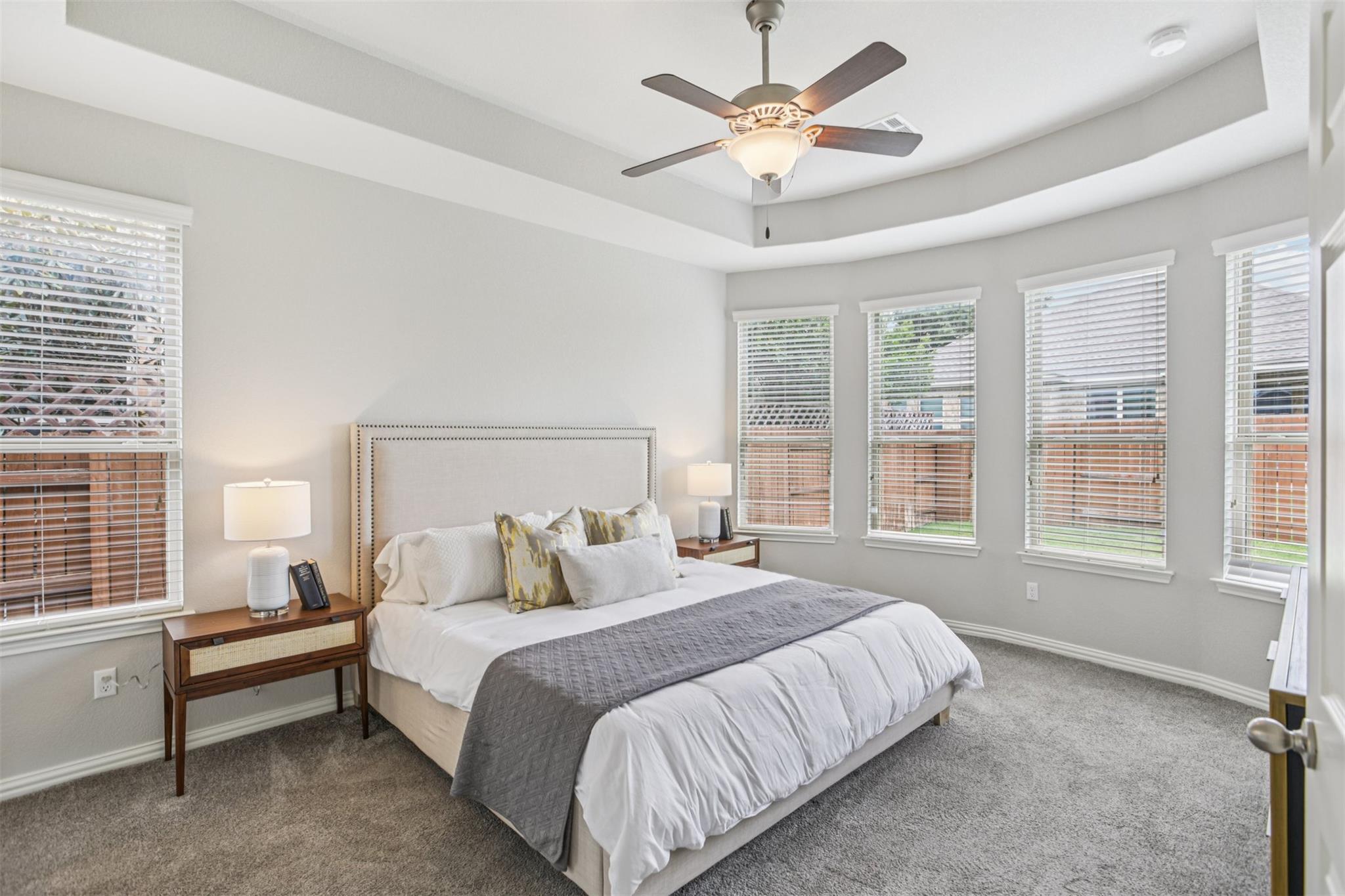 1012 Isaias Dr, Leander, TX 78641