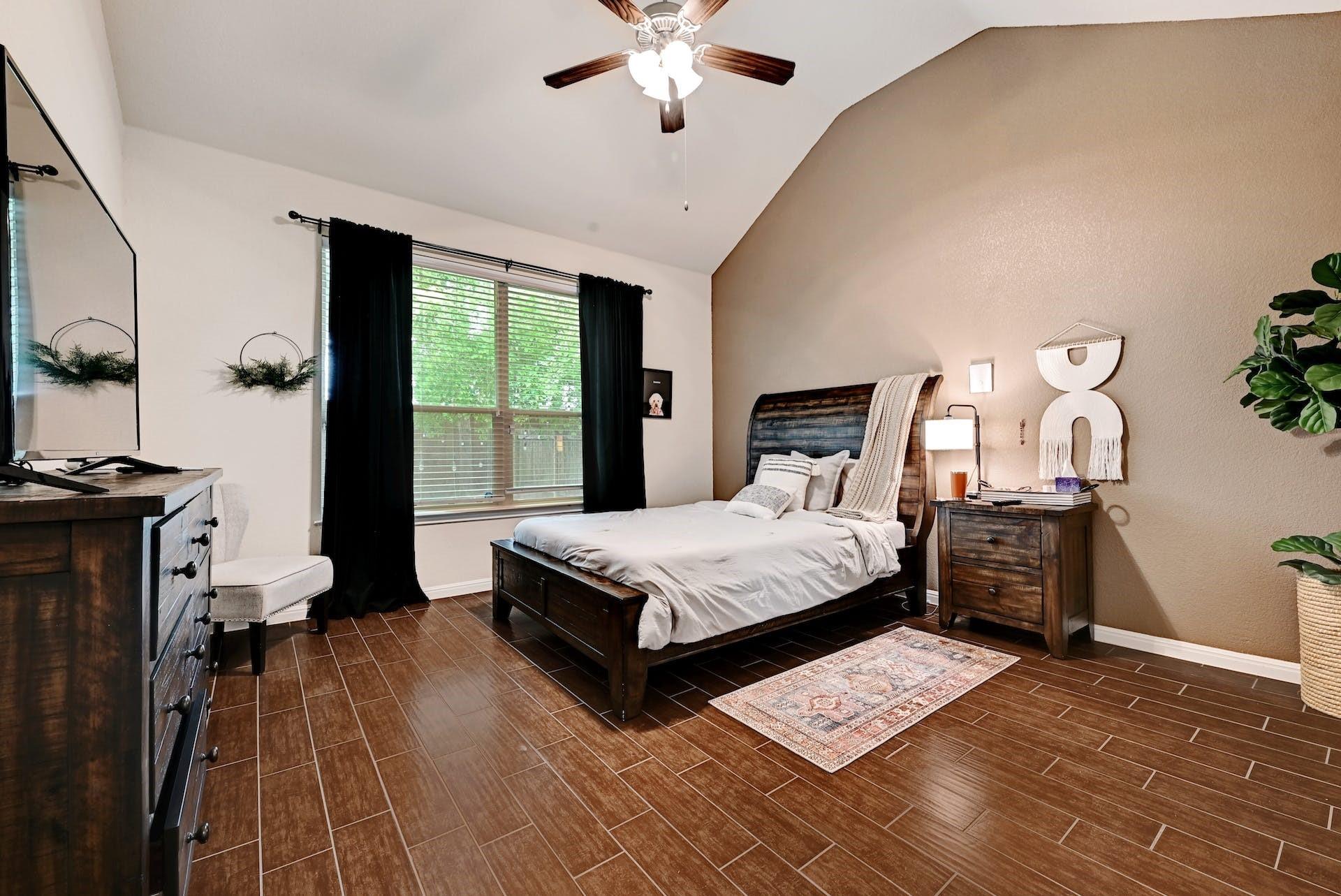 7709 Menchaca Rd # 10, Austin, TX 78745