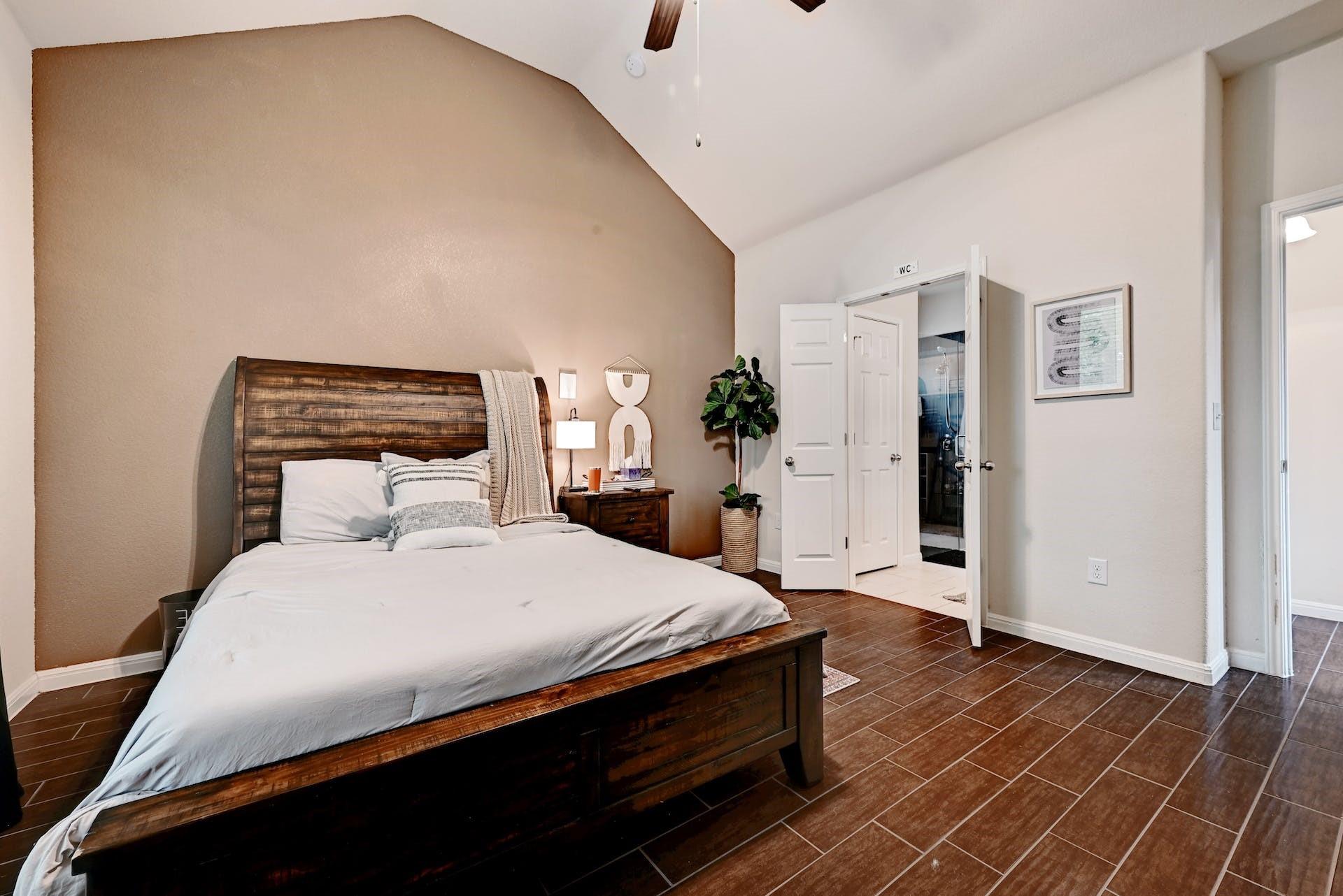 7709 Menchaca Rd # 10, Austin, TX 78745