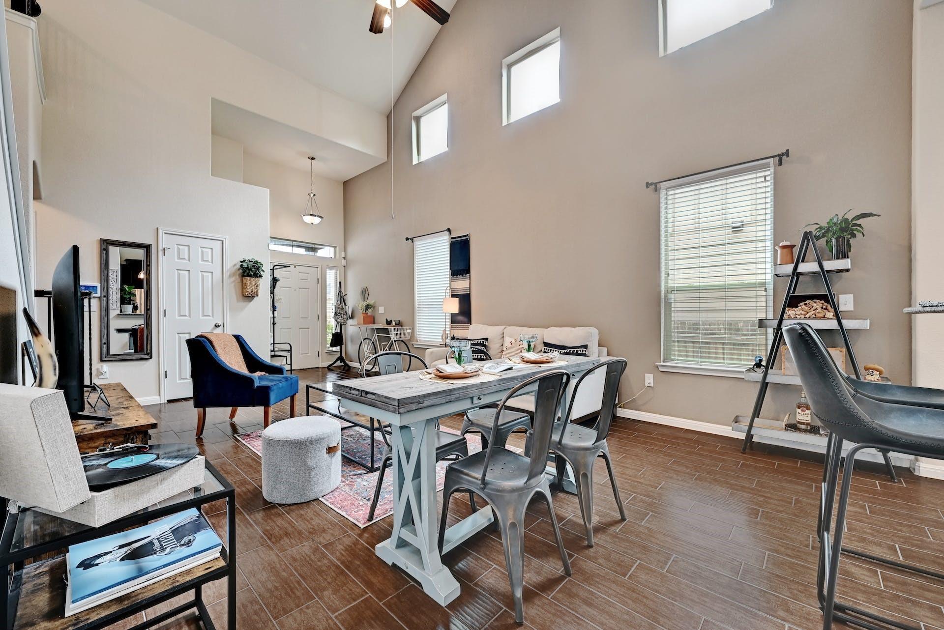 7709 Menchaca Rd # 10, Austin, TX 78745