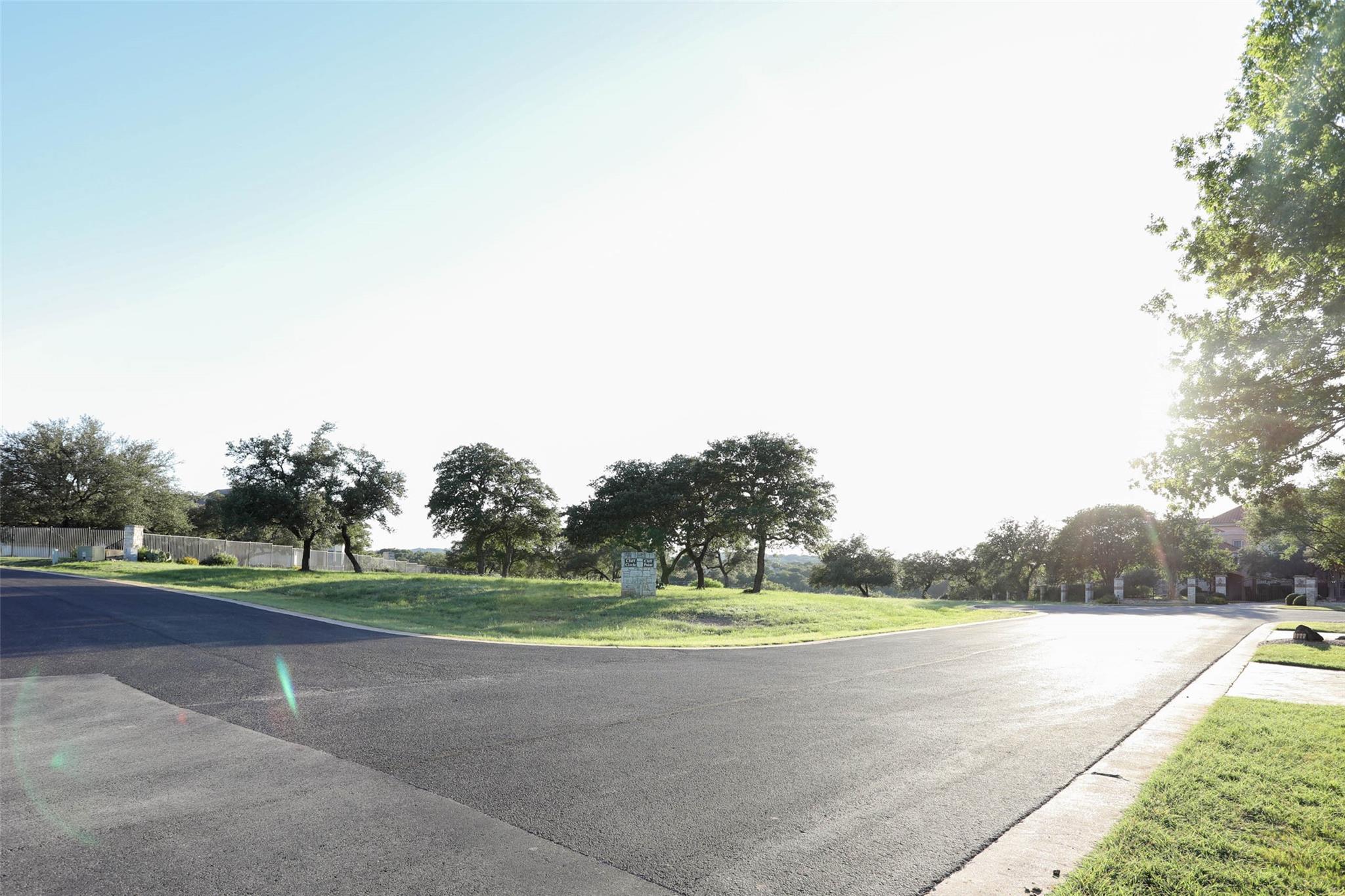 2918 Cliff Pt, Spicewood, TX 78669