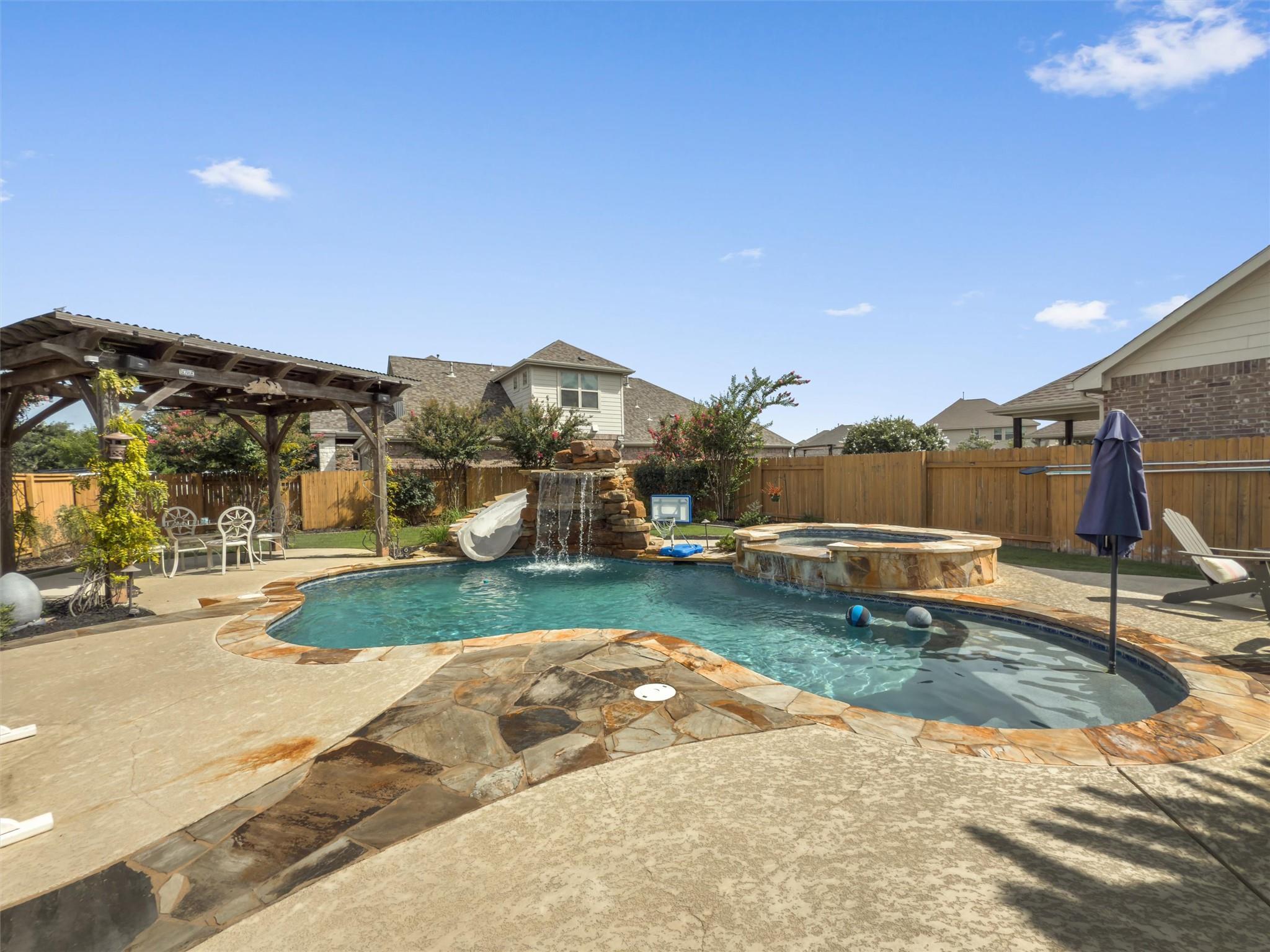 19800 Grail Hollows Cv, Pflugerville, TX 78660