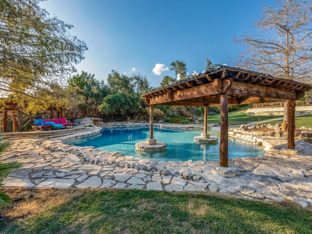 160 Wimberley Ranch Dr, Wimberley, TX 78676