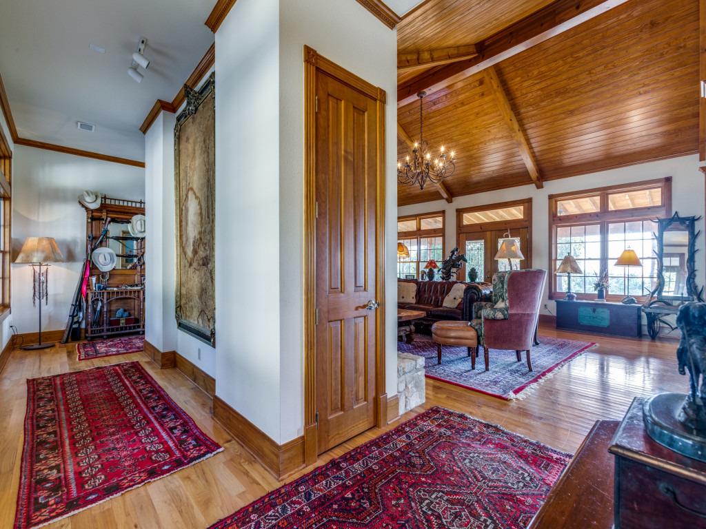 160 Wimberley Ranch Dr, Wimberley, TX 78676