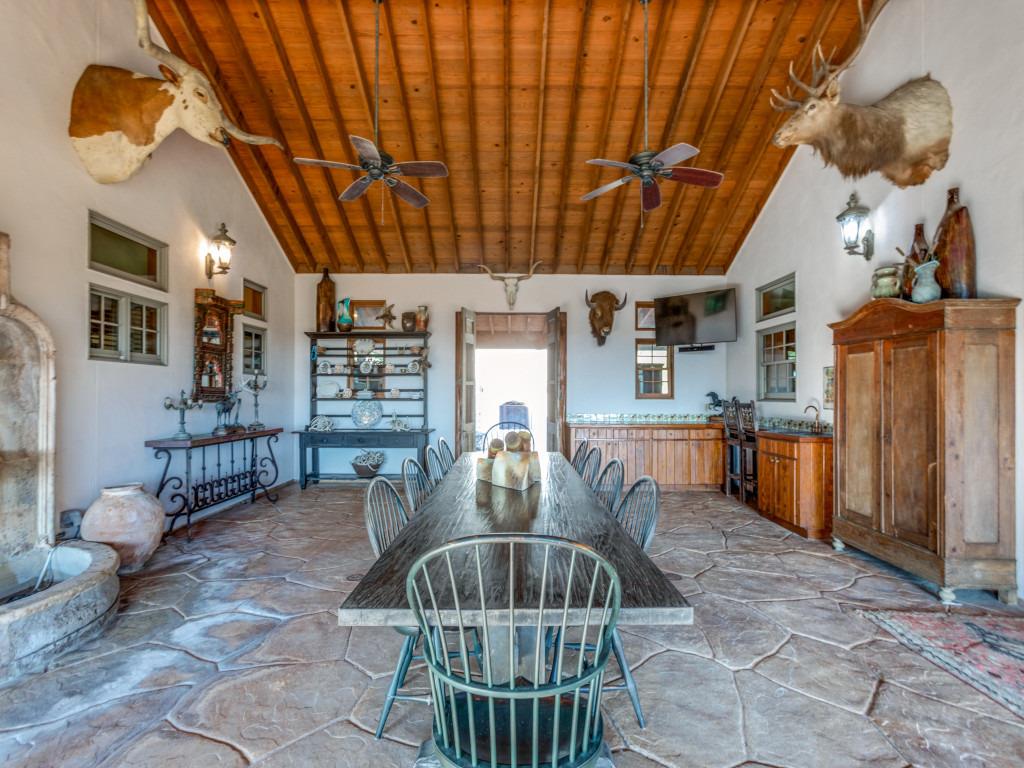 160 Wimberley Ranch Dr, Wimberley, TX 78676