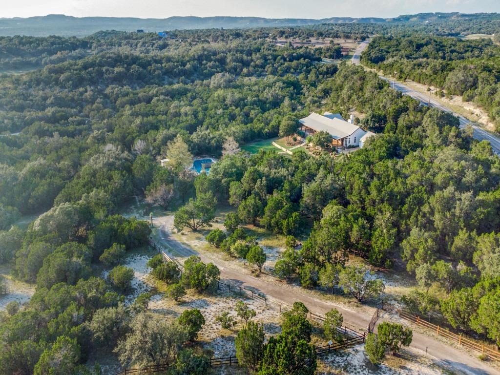 160 Wimberley Ranch Dr, Wimberley, TX 78676