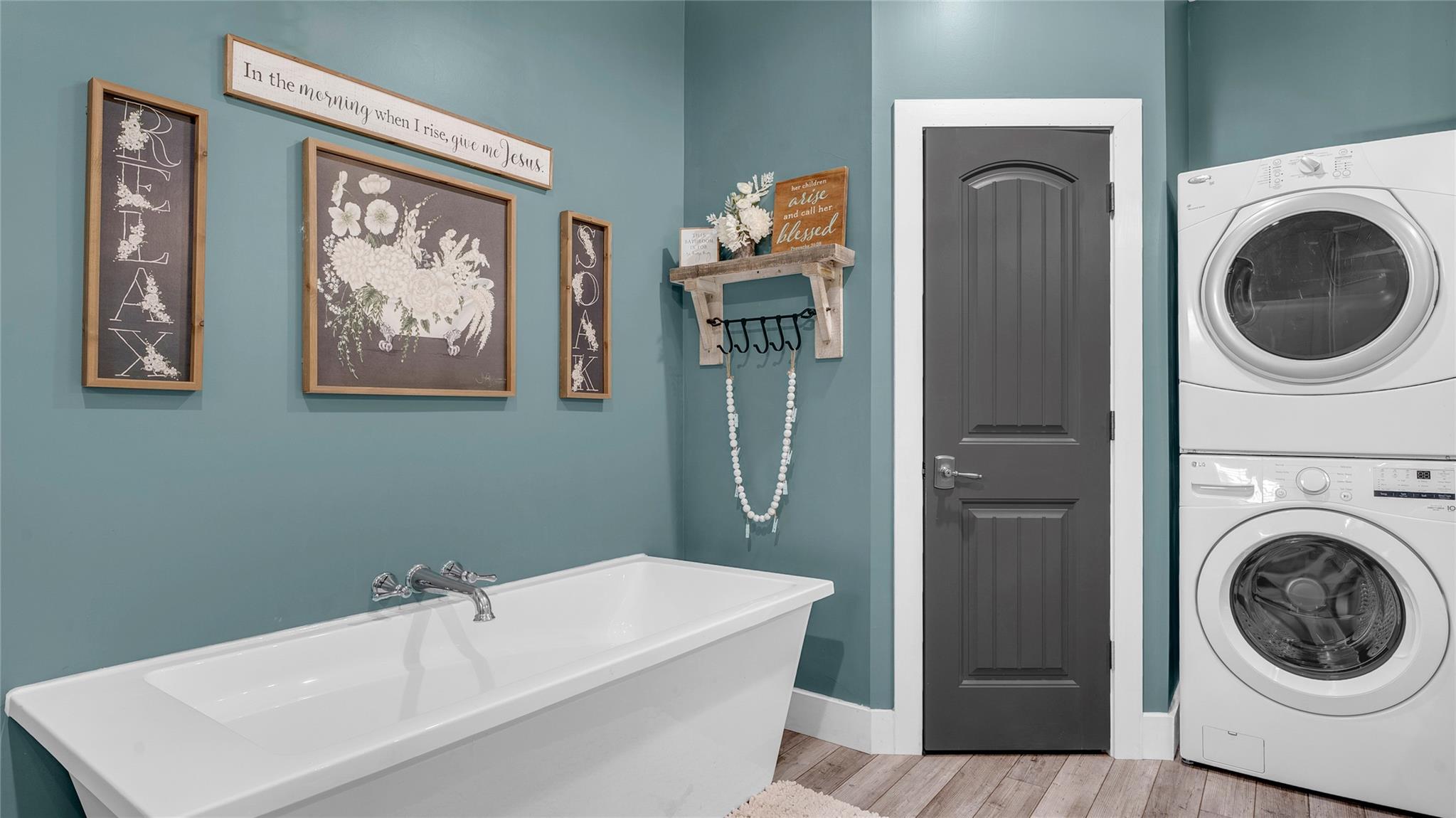 10927 County Road 272, Bertram, TX 78605