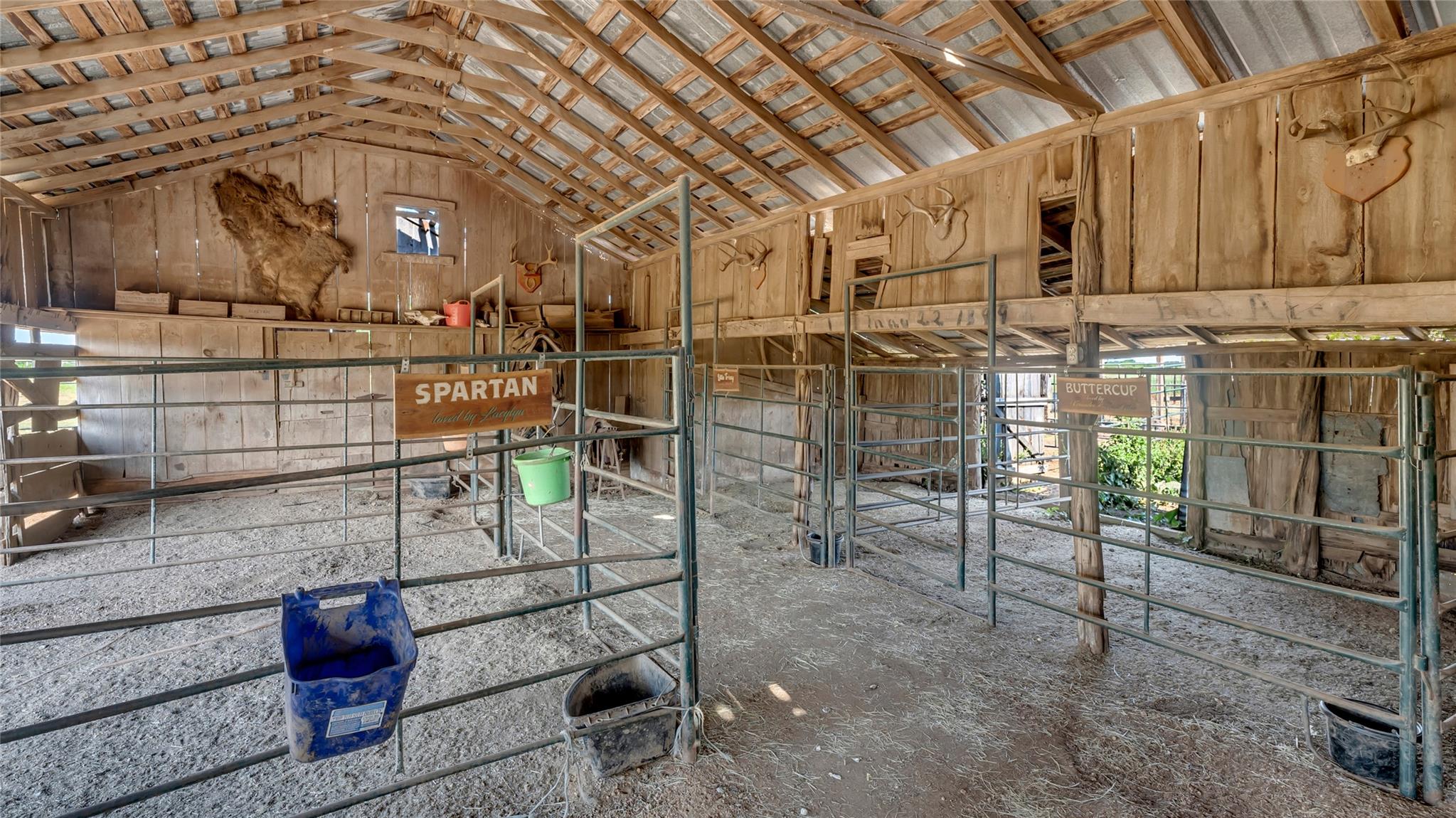 10927 County Road 272, Bertram, TX 78605