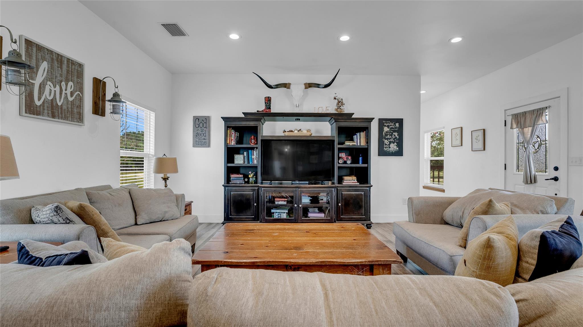 10927 County Road 272, Bertram, TX 78605