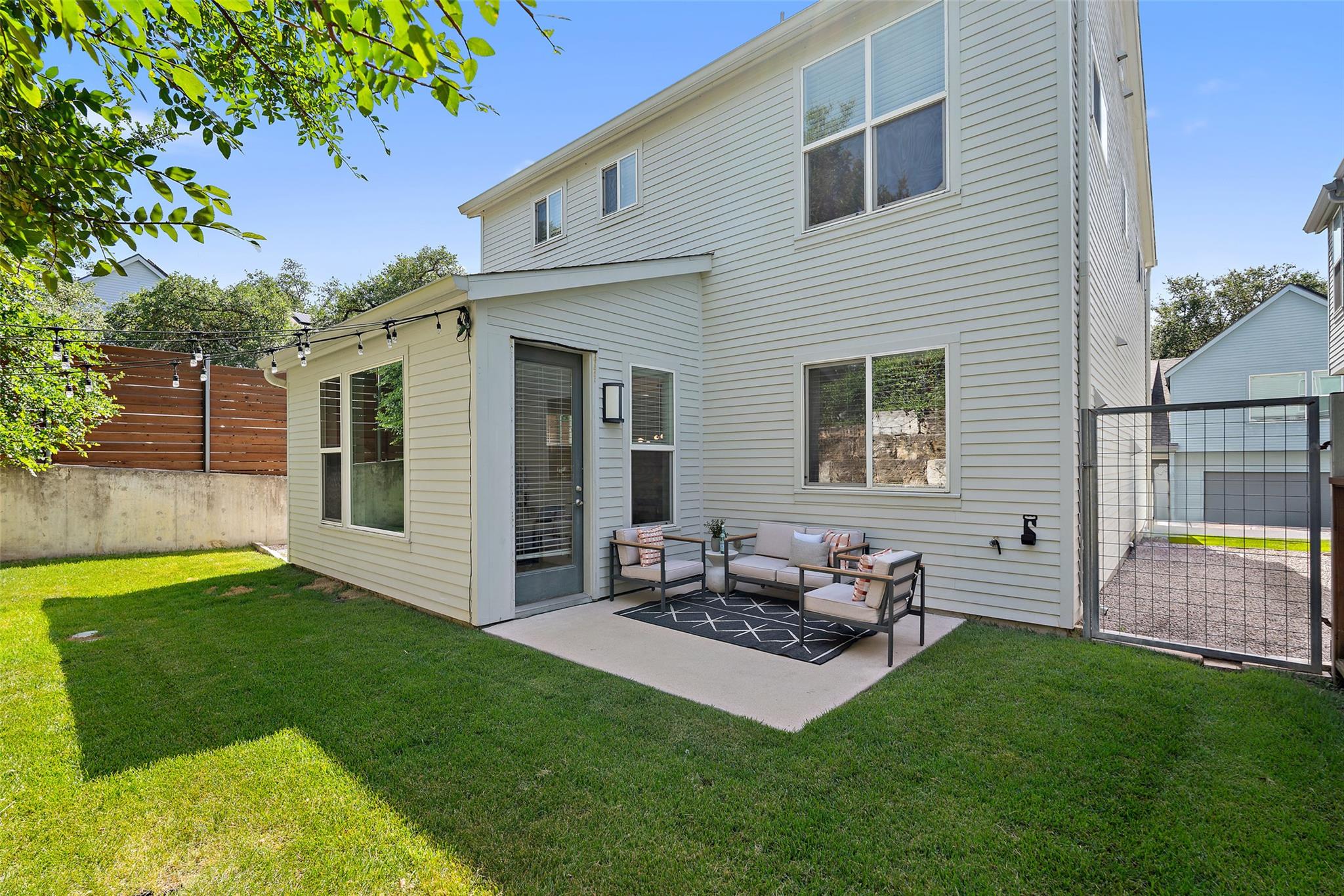 3001 Del Curto Rd # 11, Austin, TX 78704