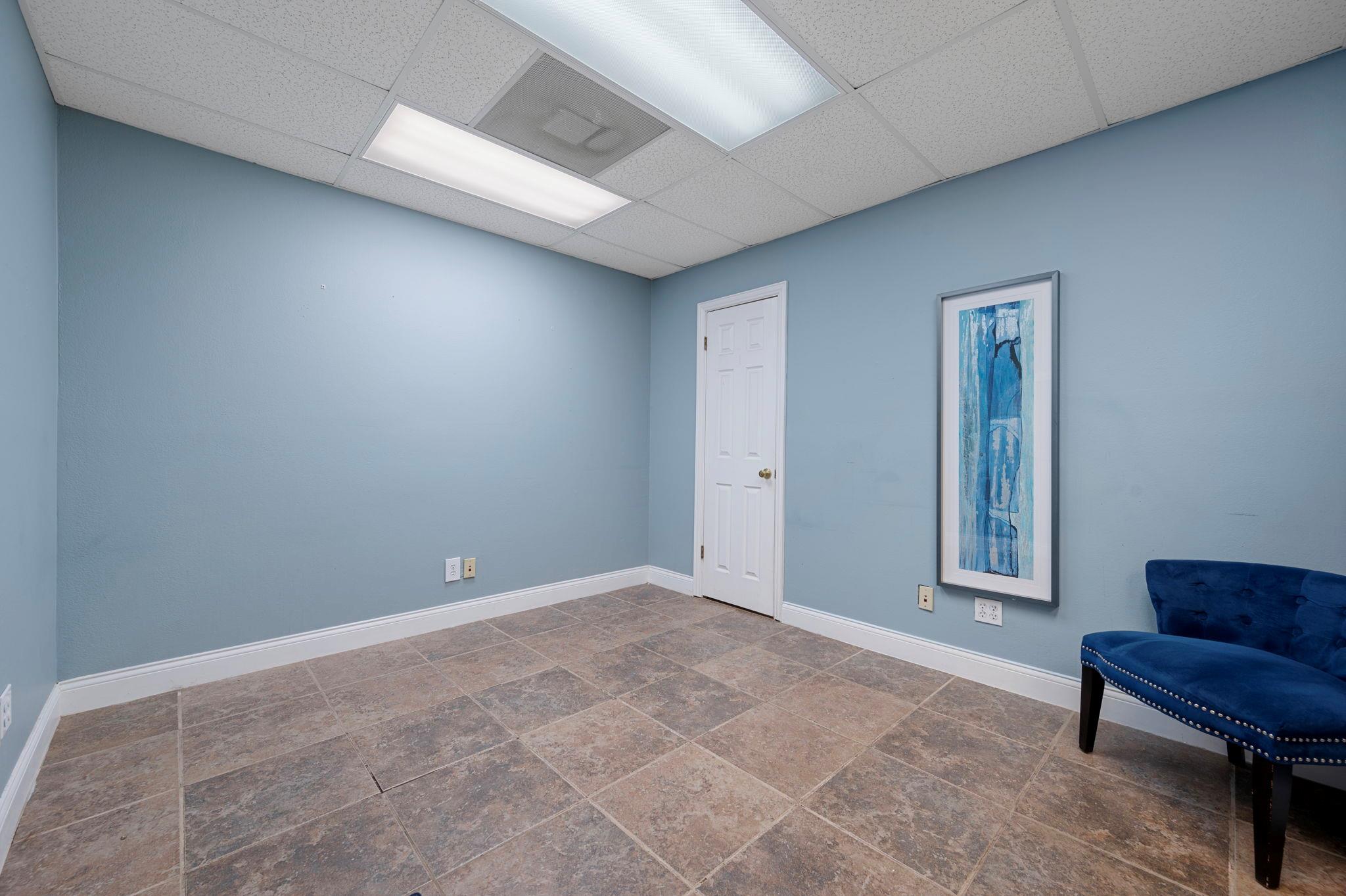 13740 N Highway 183 Highway # N6, Austin, TX 78750