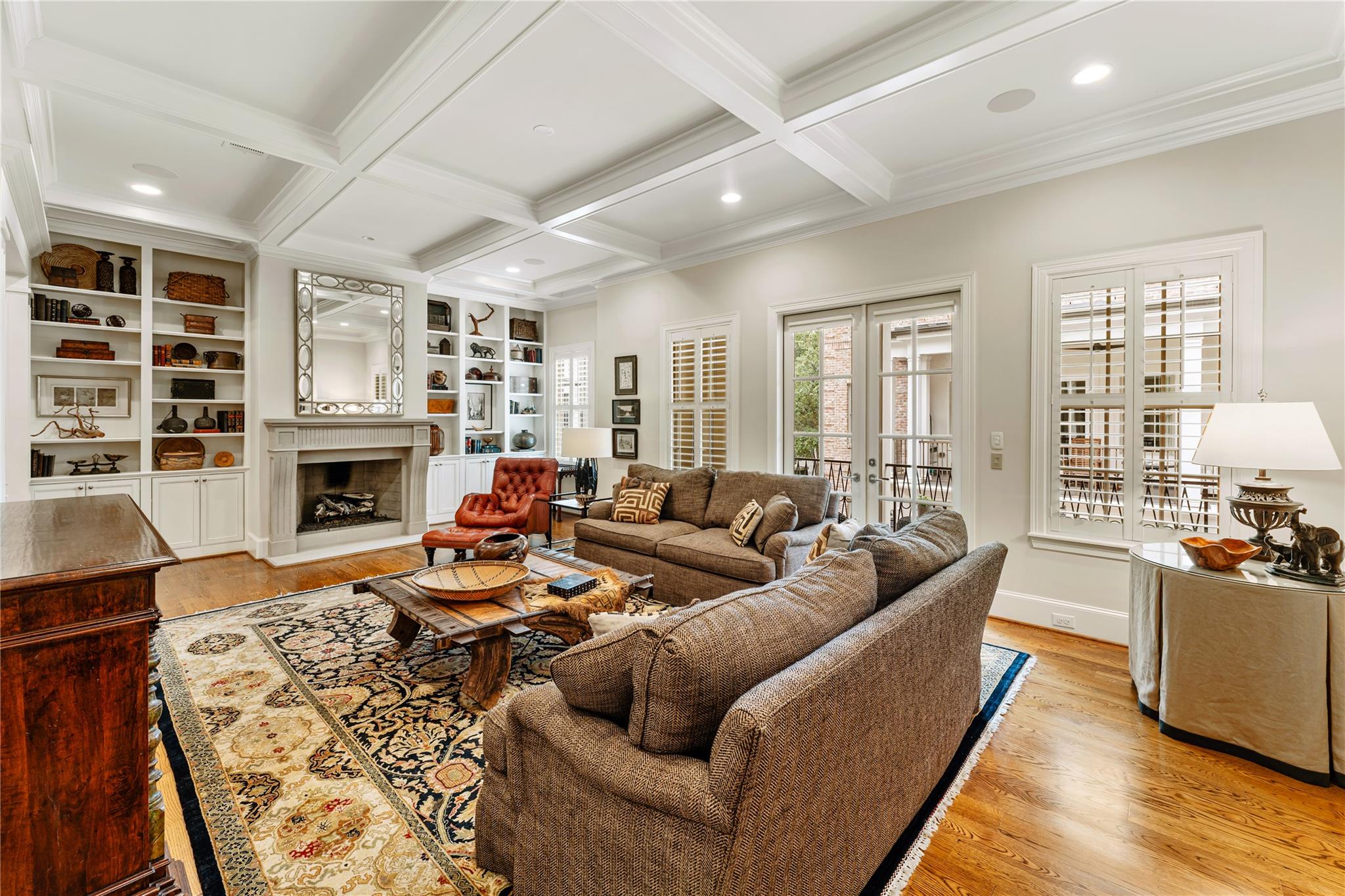 2109 Bancroft St, Houston, TX 77027
