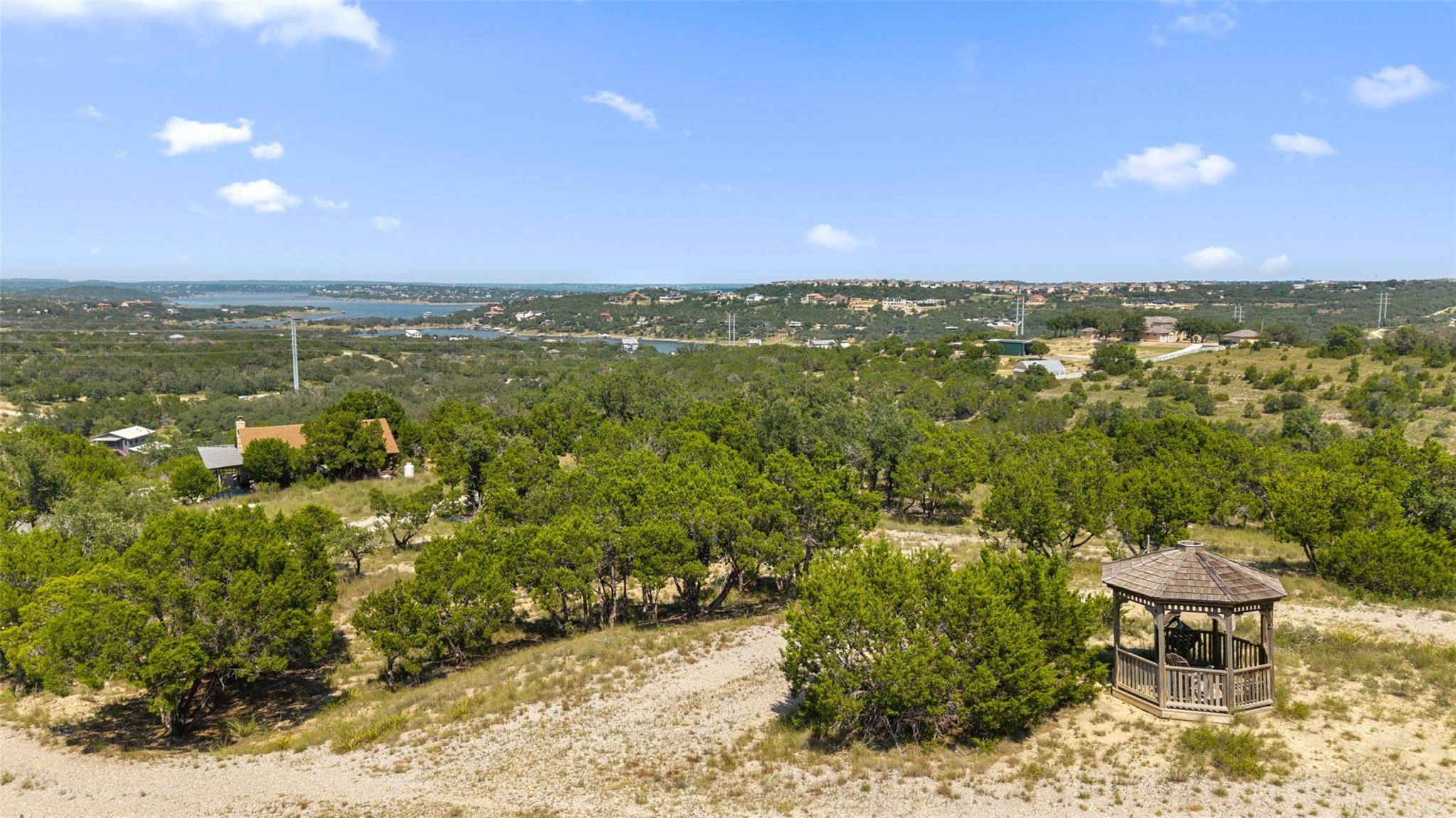 3301 R O Dr, Spicewood, TX 78669