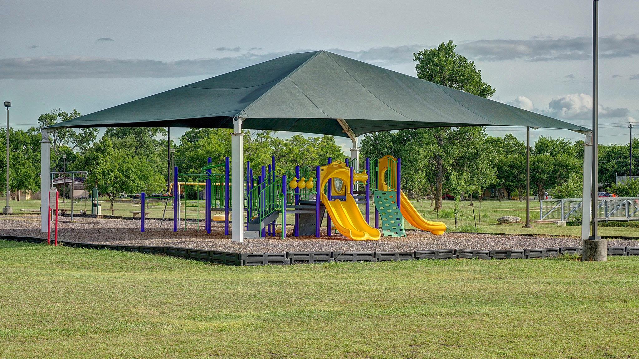 111 Brewer St, Kyle, TX 78640