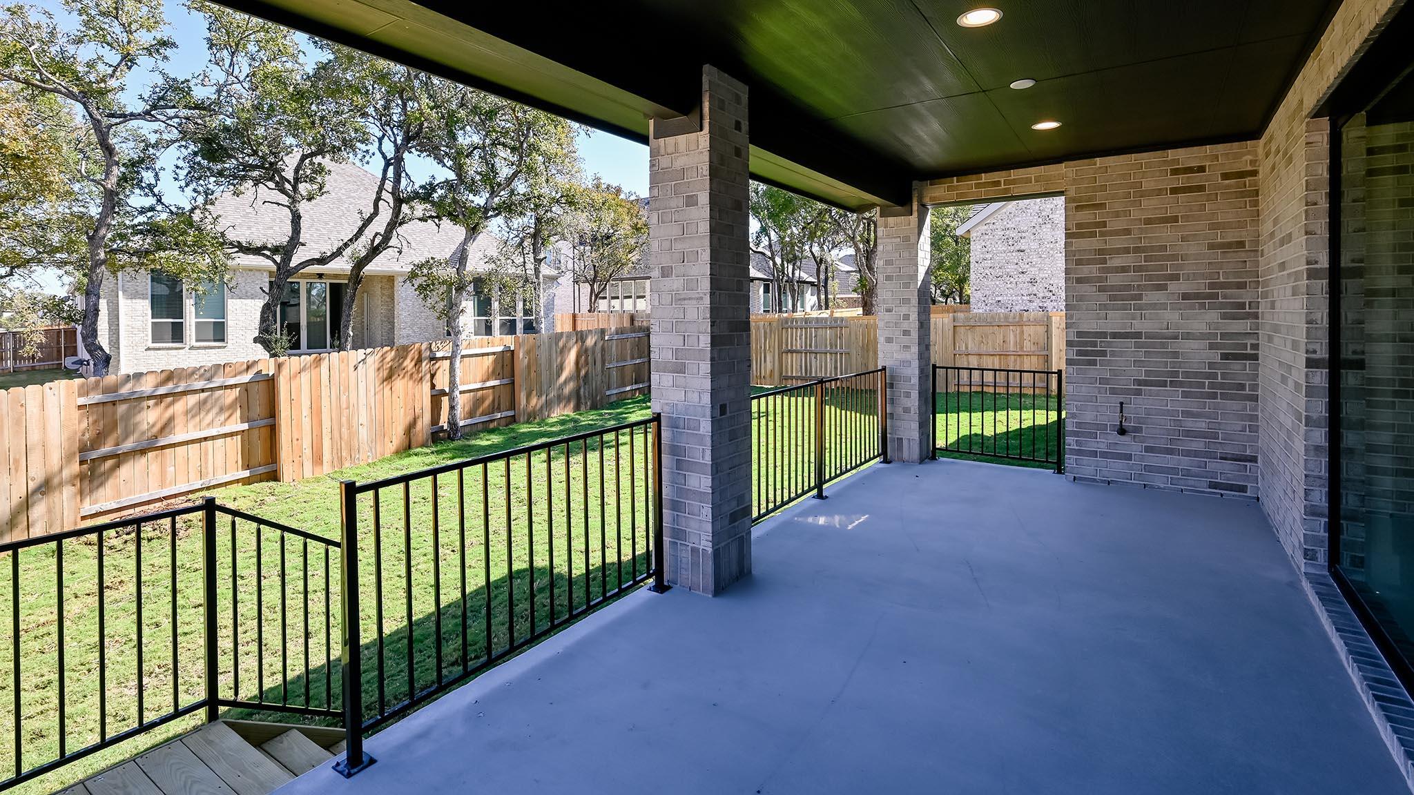 111 Brewer St, Kyle, TX 78640