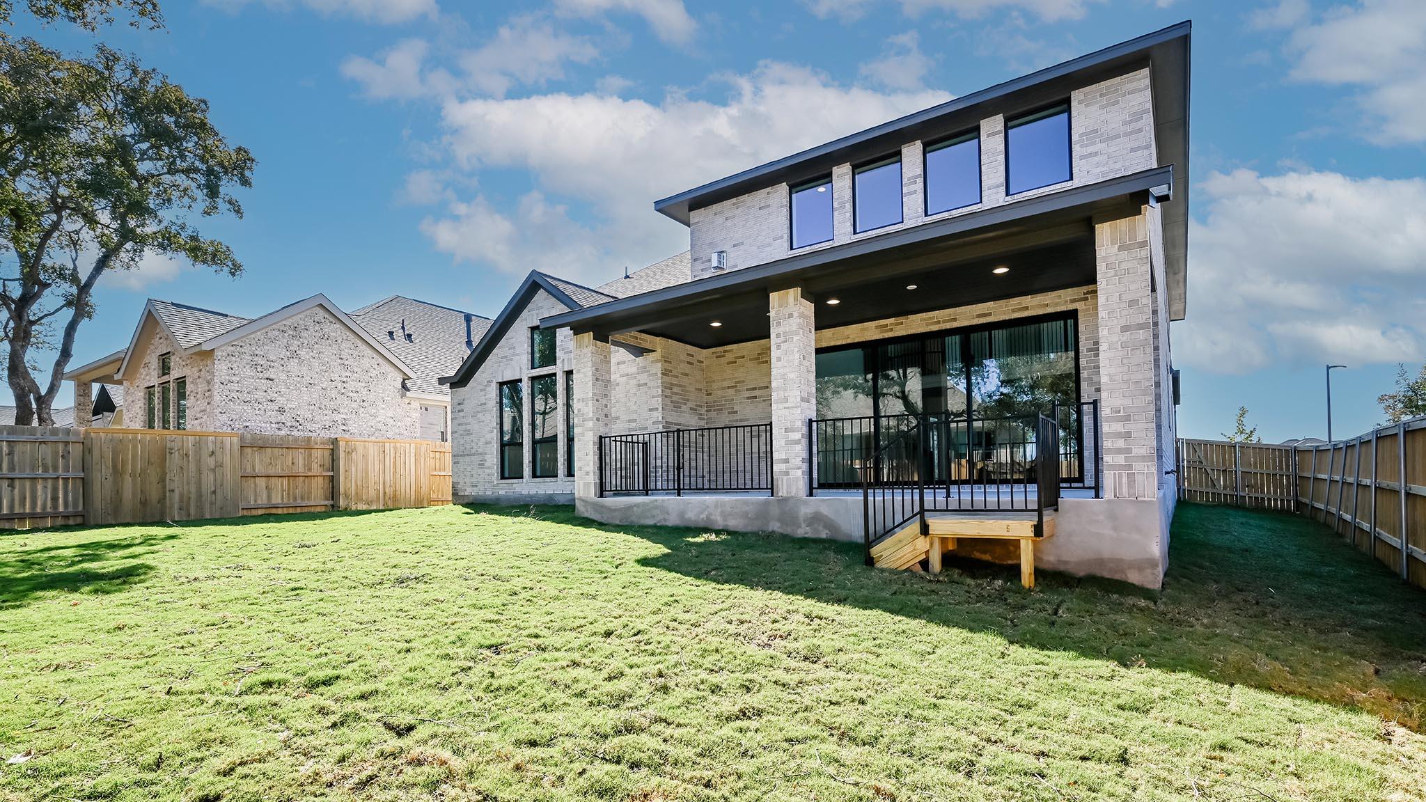 111 Brewer St, Kyle, TX 78640