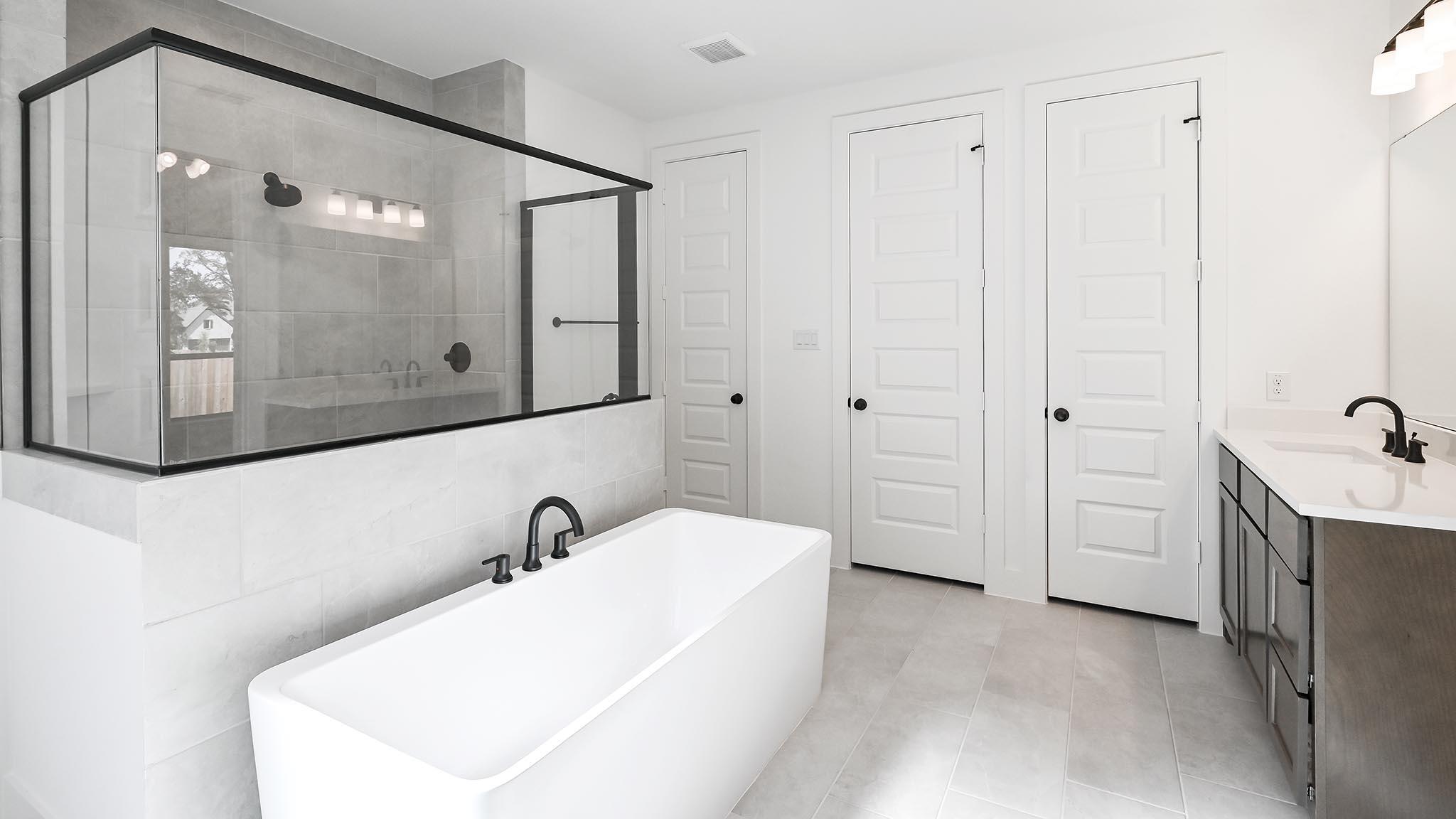 111 Brewer St, Kyle, TX 78640