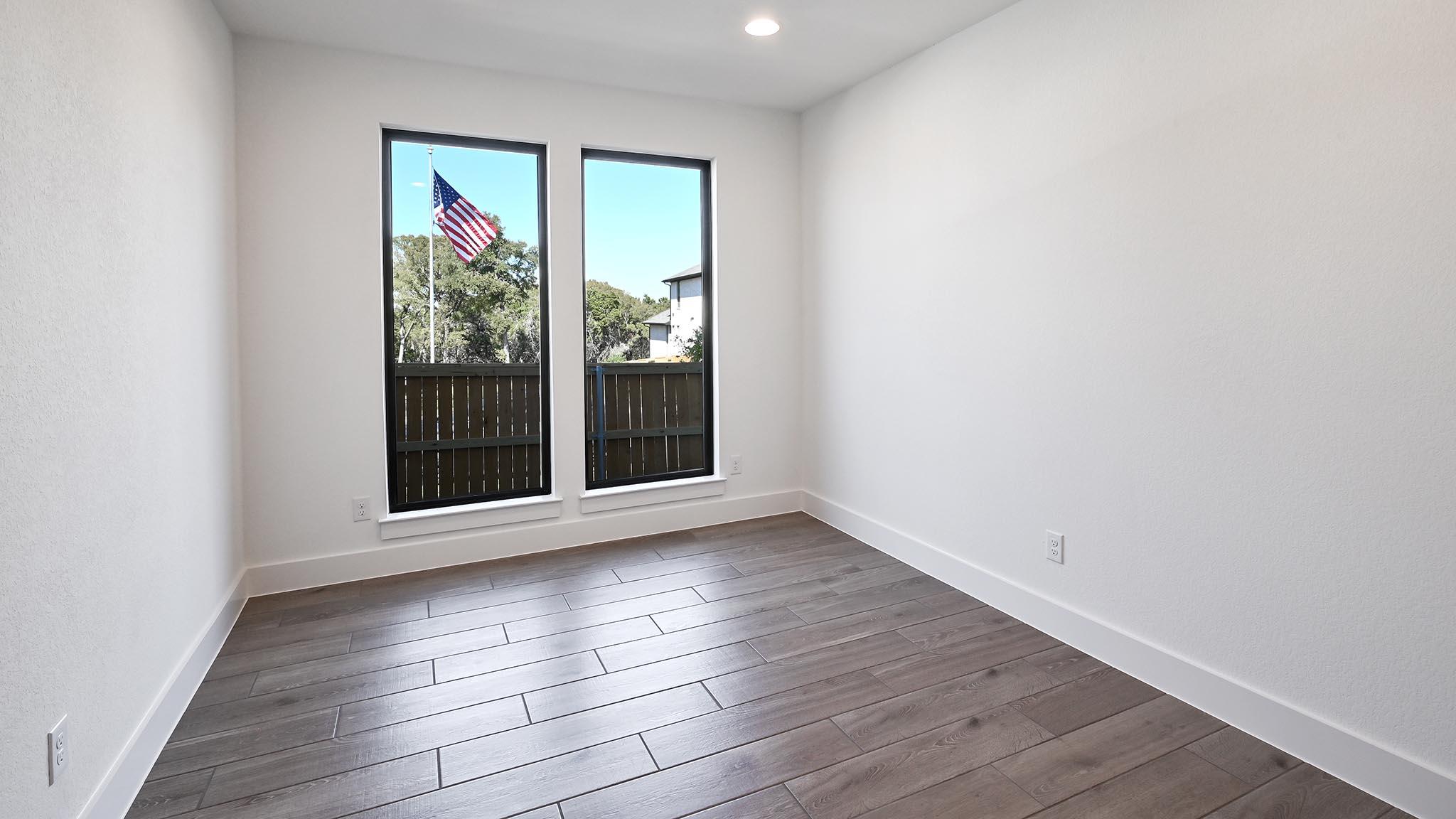 111 Brewer St, Kyle, TX 78640