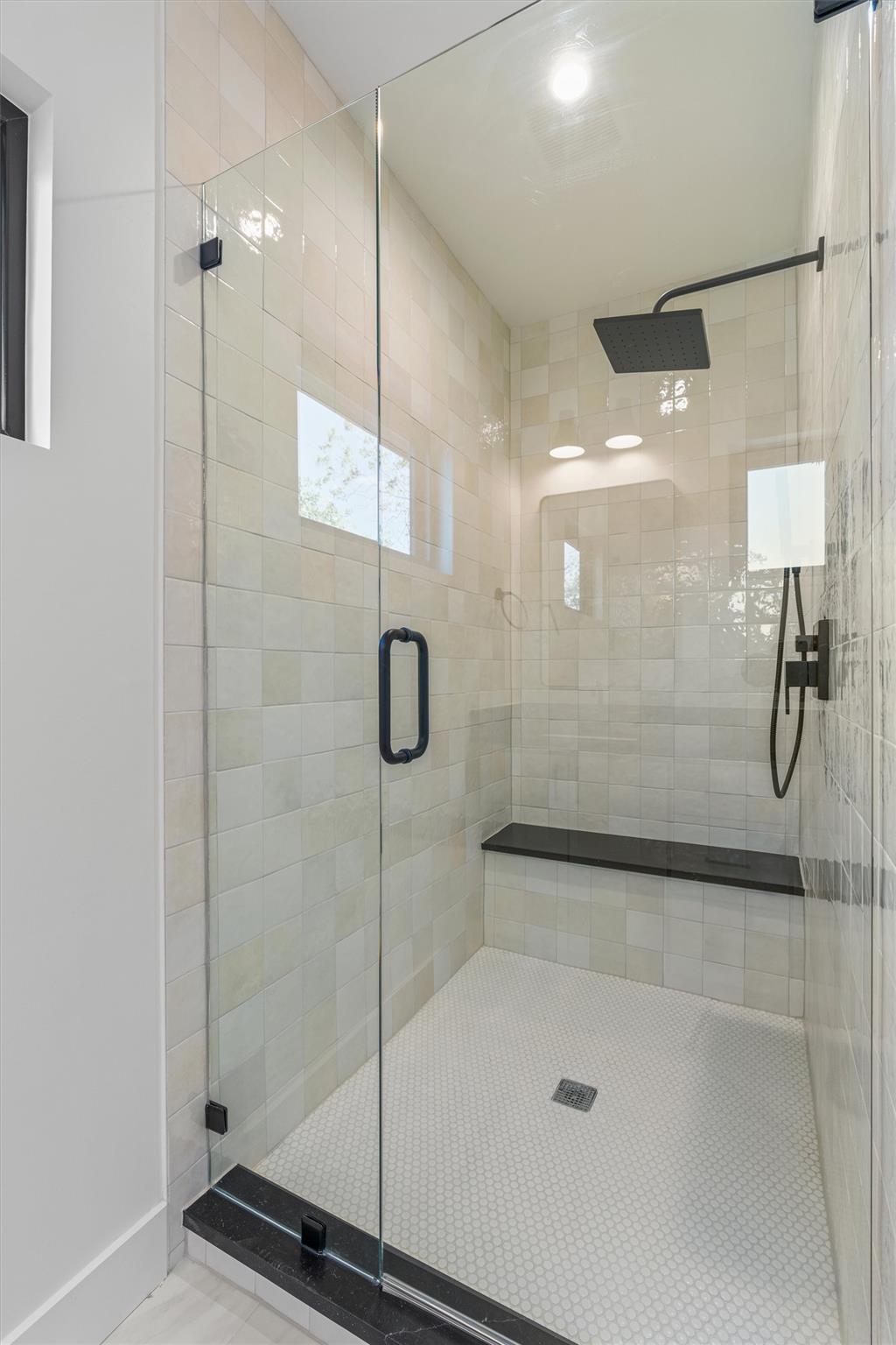 1402 Beckett St # 1B, Austin, TX 78757