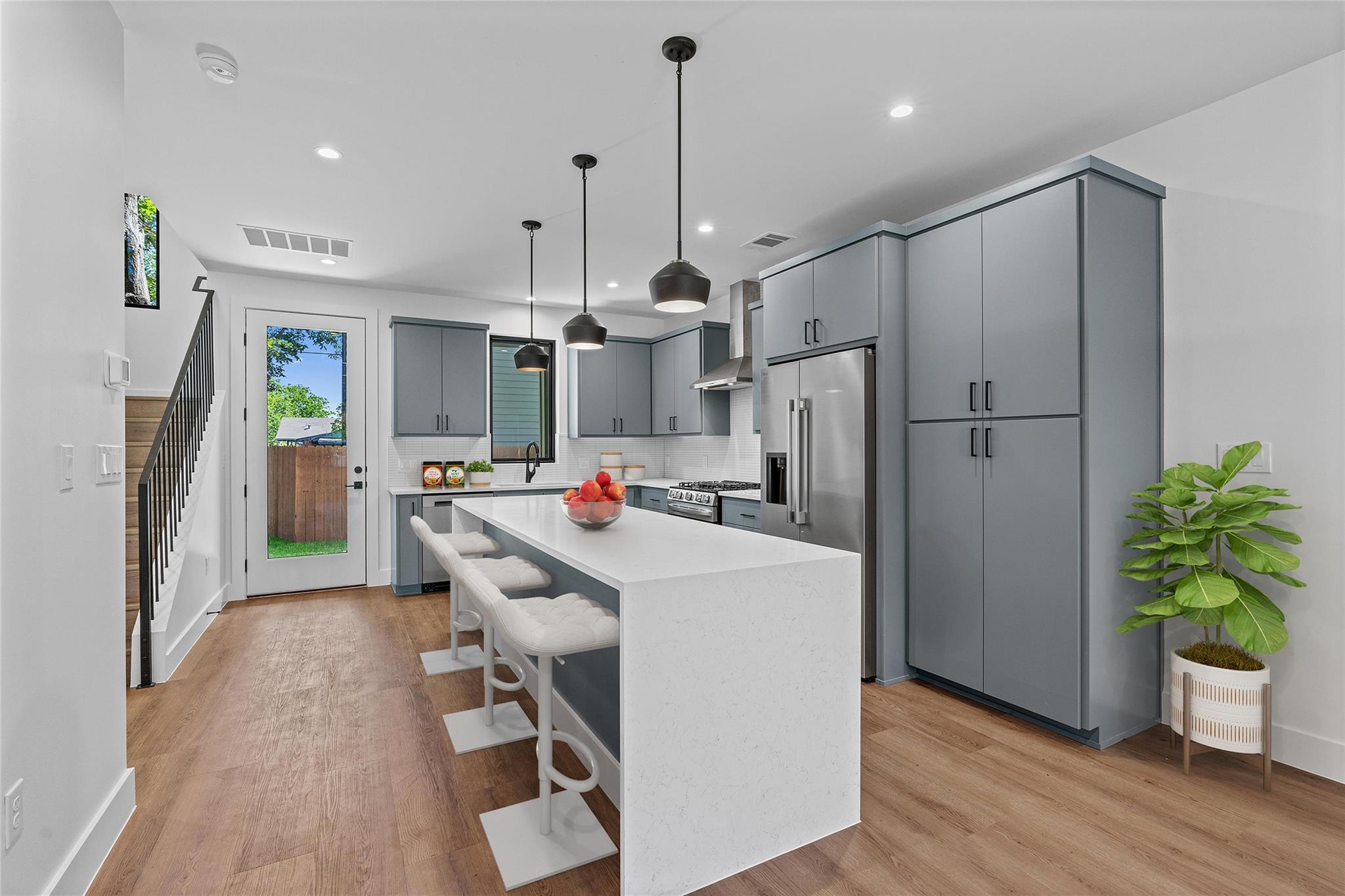 1402 Beckett St # 1B, Austin, TX 78757