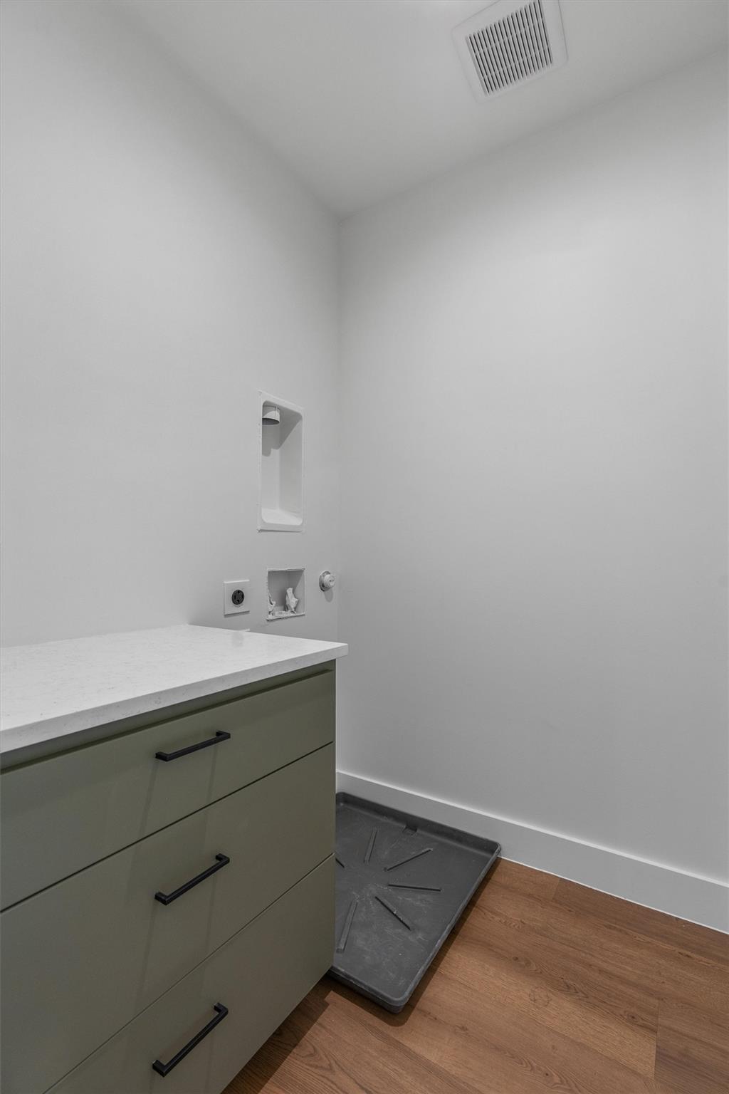 1402 Beckett St # 1B, Austin, TX 78757