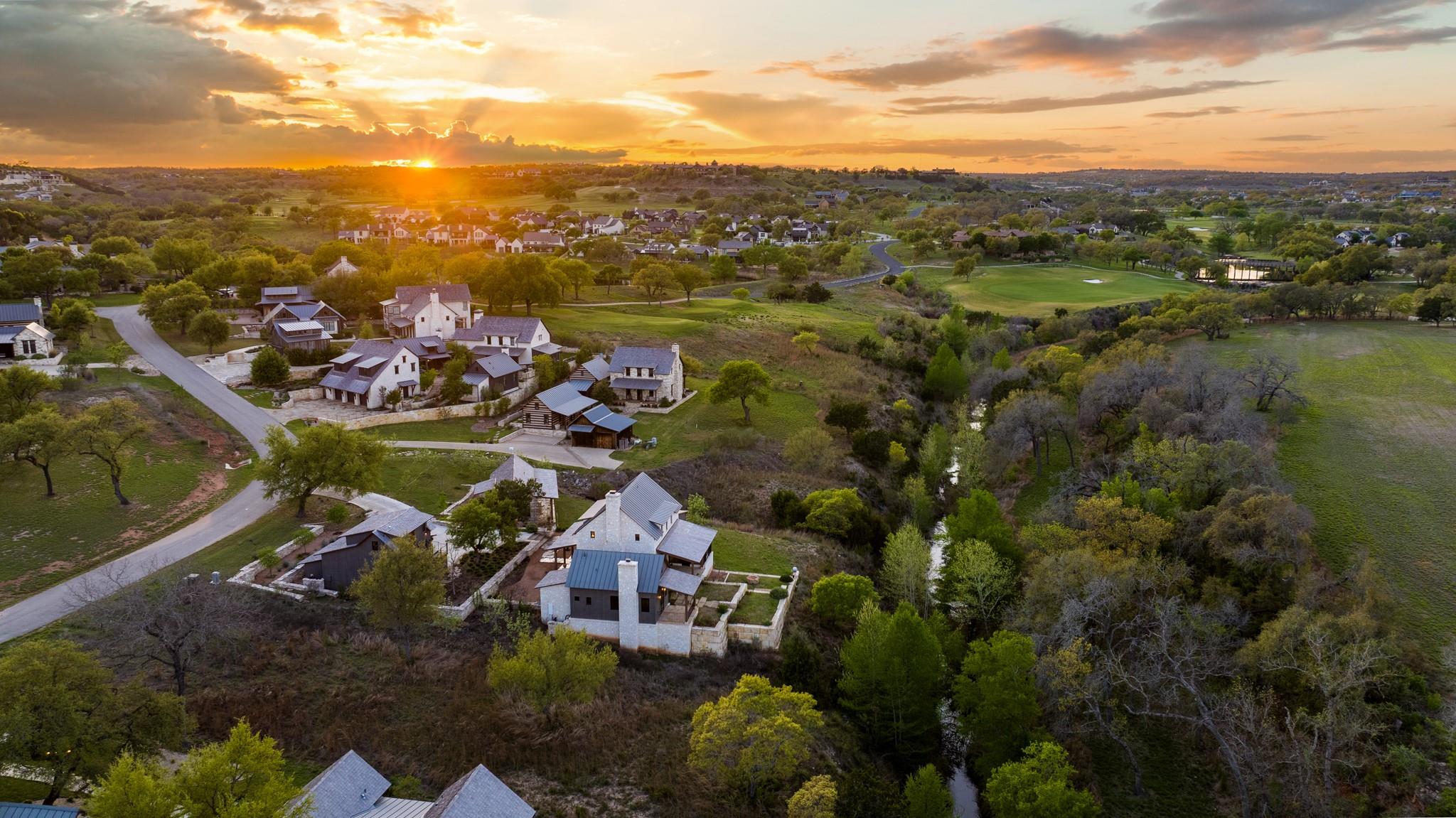 119 Oakview Ct, Fredericksburg, TX 78624