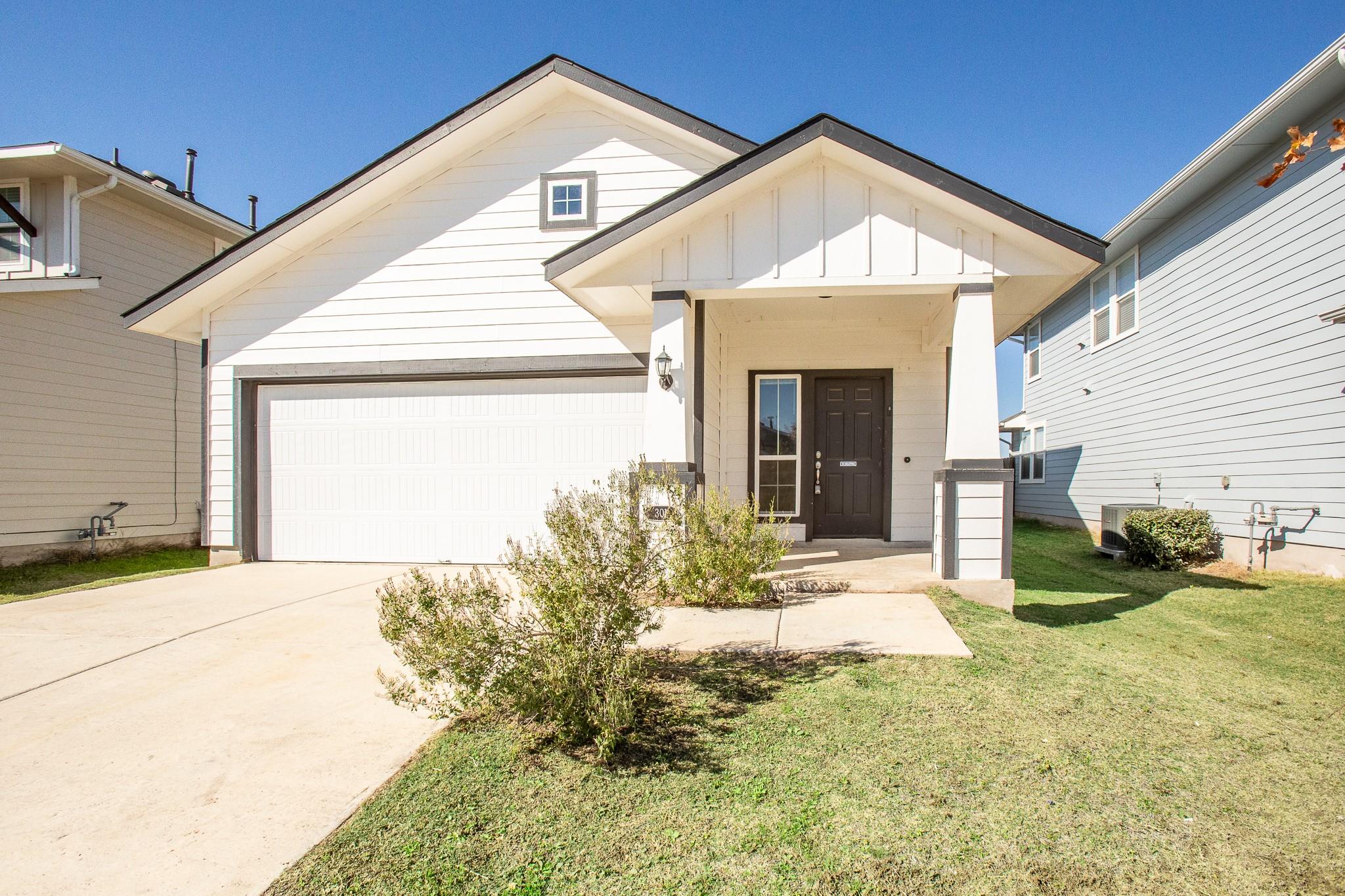 301 Tempest Trl, Maxwell, TX 78656