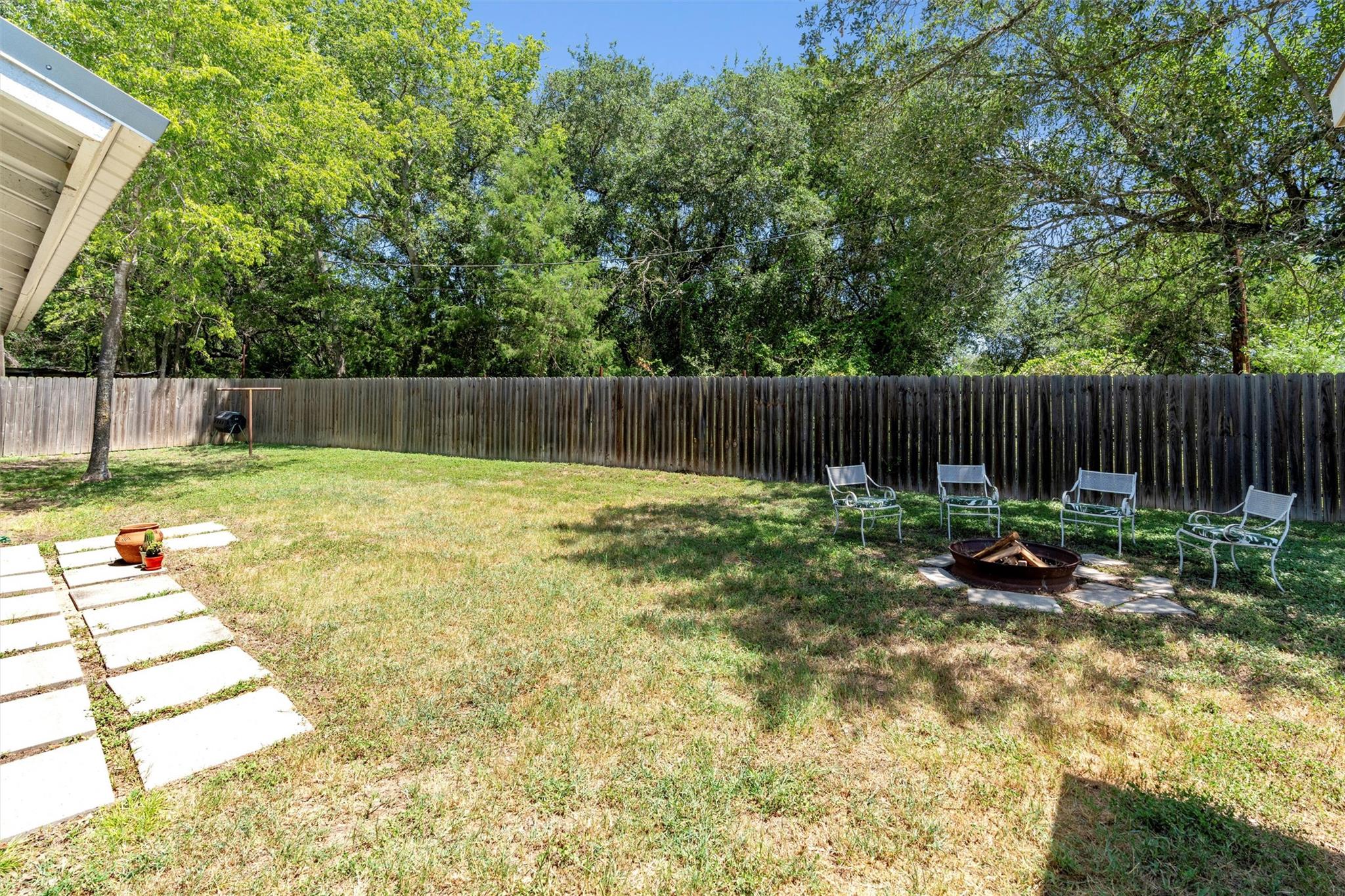 170 Whitetail Ln, Dale, TX 78616