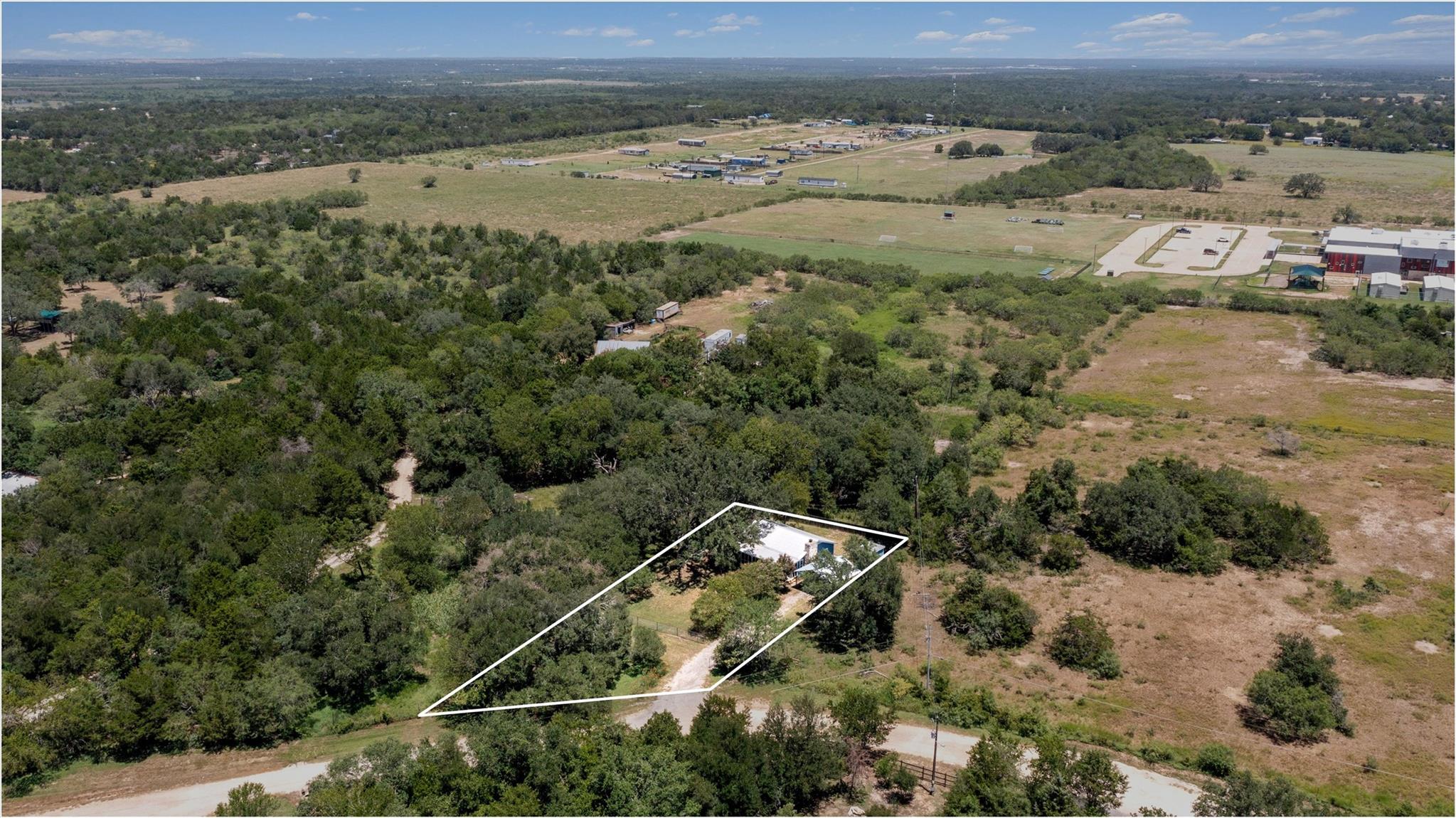 170 Whitetail Ln, Dale, TX 78616