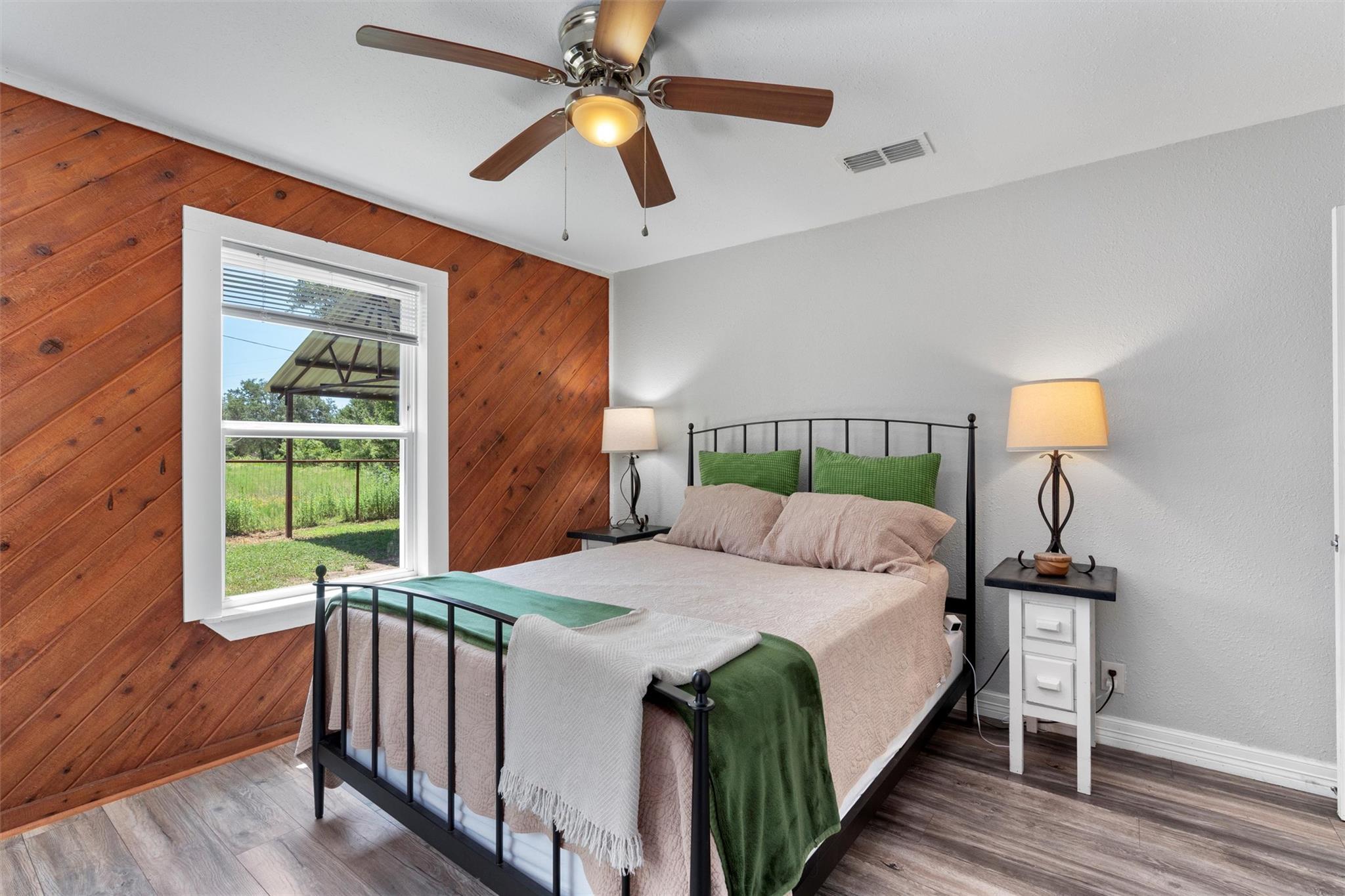 170 Whitetail Ln, Dale, TX 78616