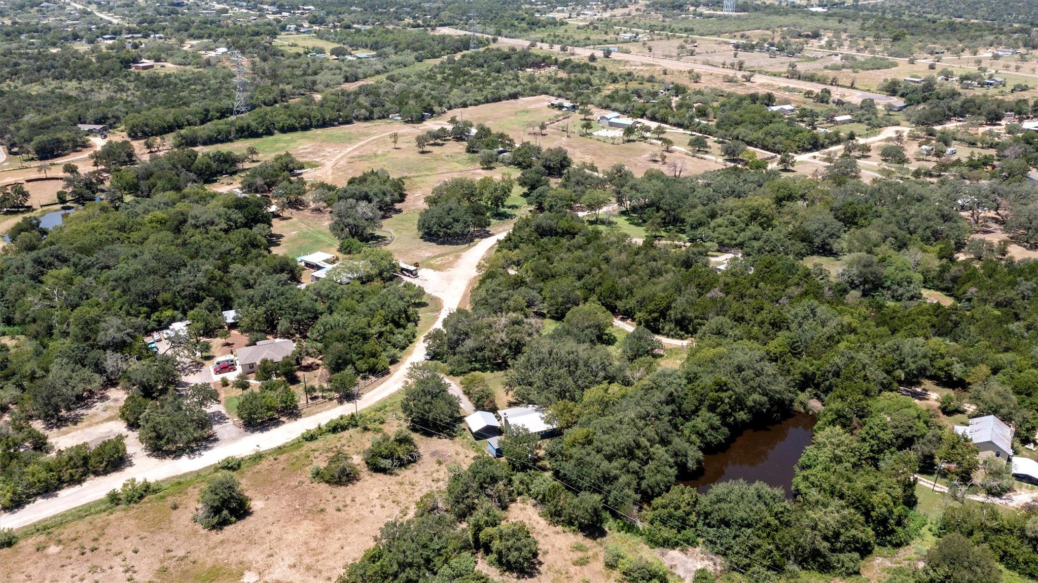 170 Whitetail Ln, Dale, TX 78616