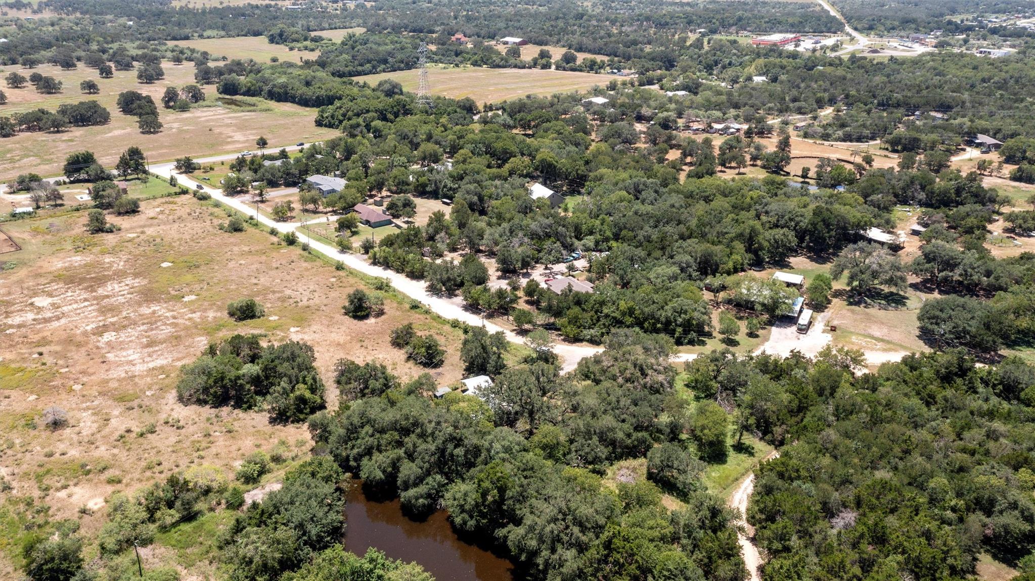 170 Whitetail Ln, Dale, TX 78616