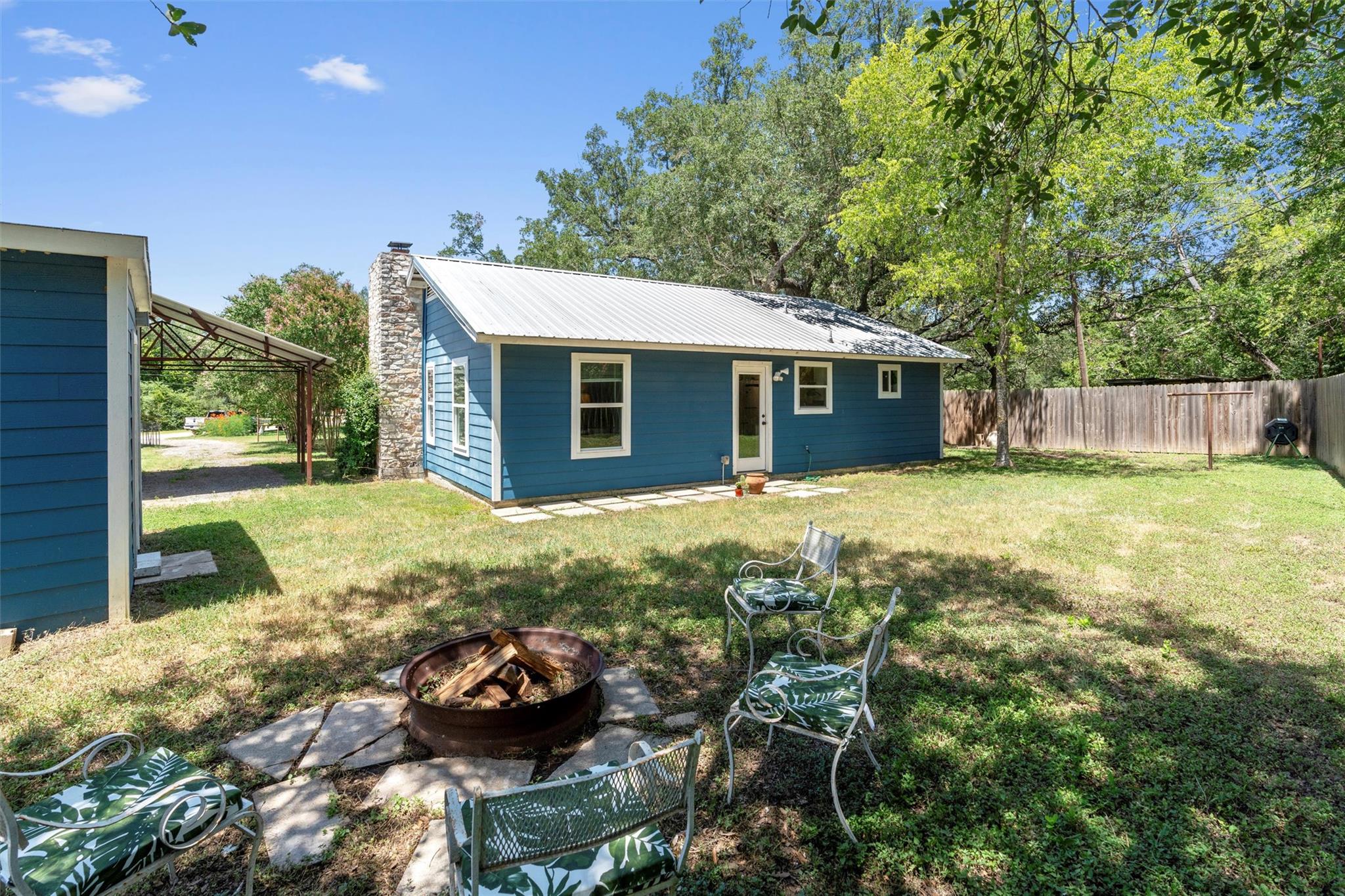 170 Whitetail Ln, Dale, TX 78616