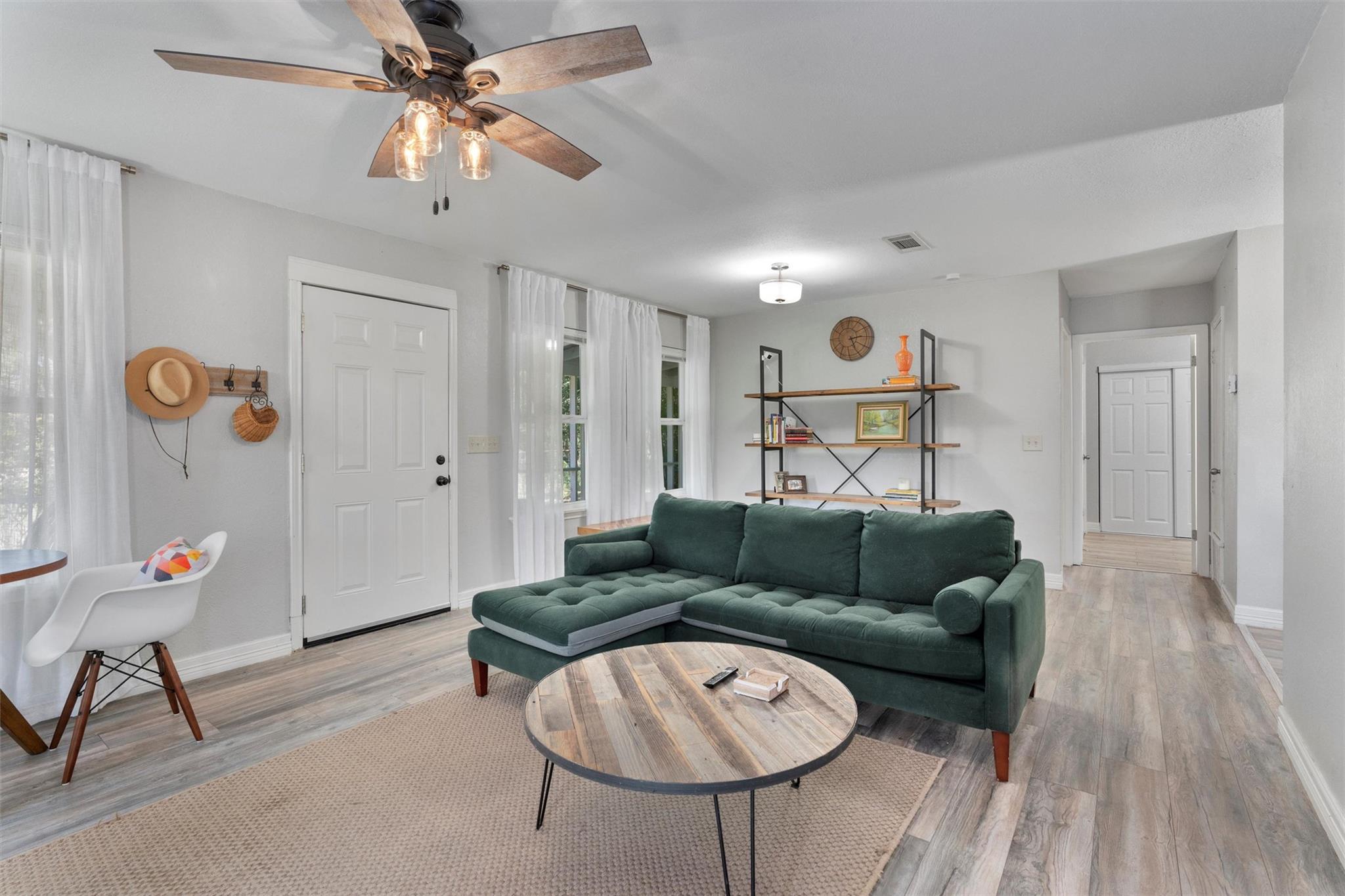 170 Whitetail Ln, Dale, TX 78616