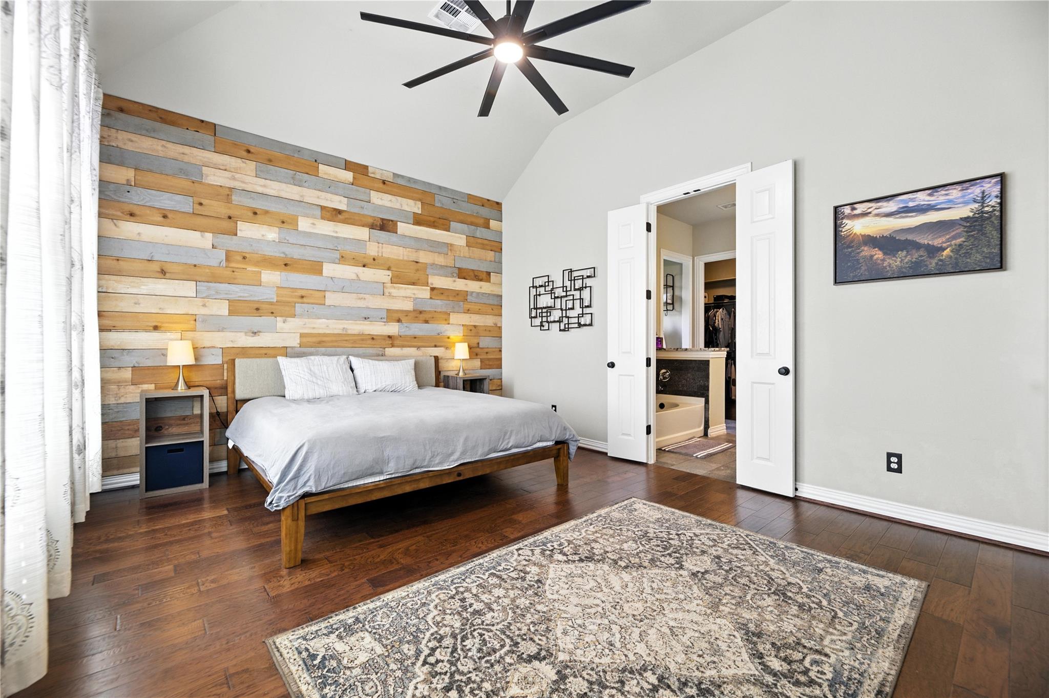 5305 Green Thread Trl, Spicewood, TX 78669