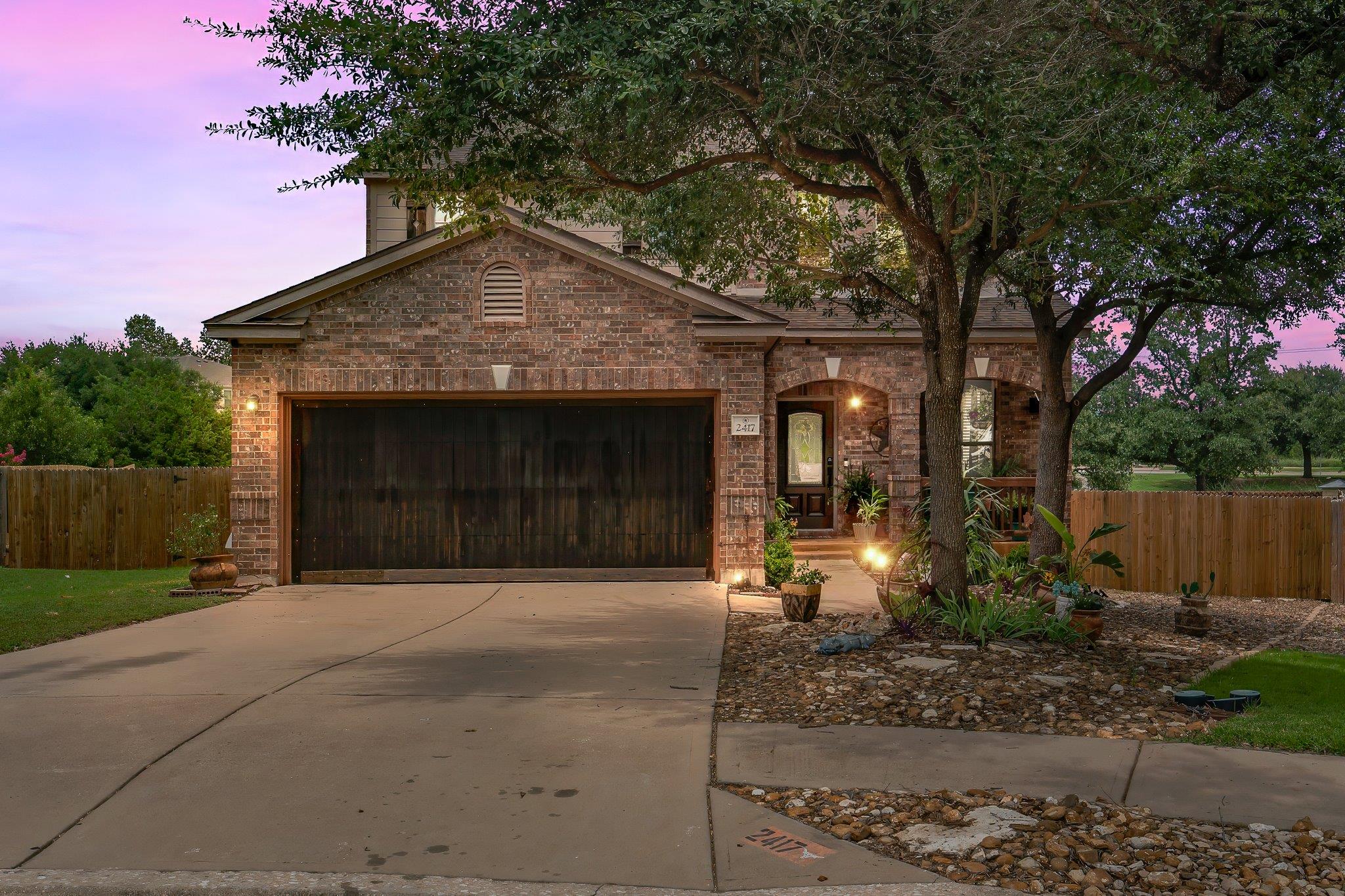 2417 Hollis Ln, Cedar Park, TX 78613