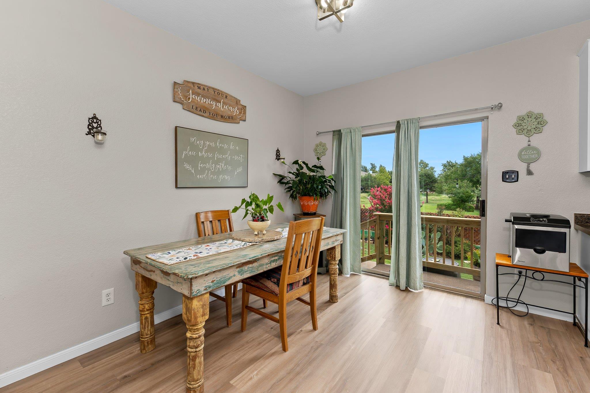 2417 Hollis Ln, Cedar Park, TX 78613