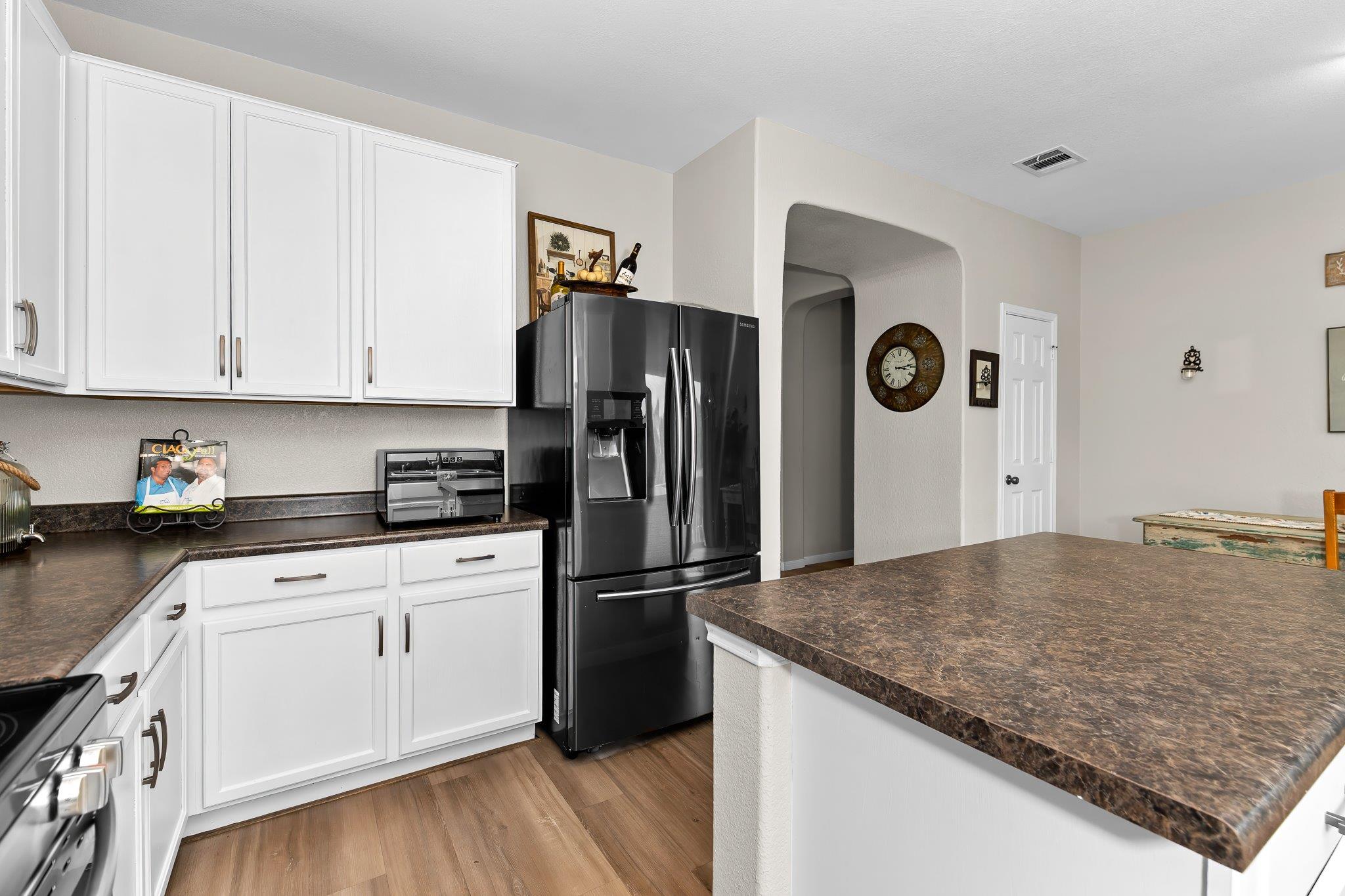 2417 Hollis Ln, Cedar Park, TX 78613