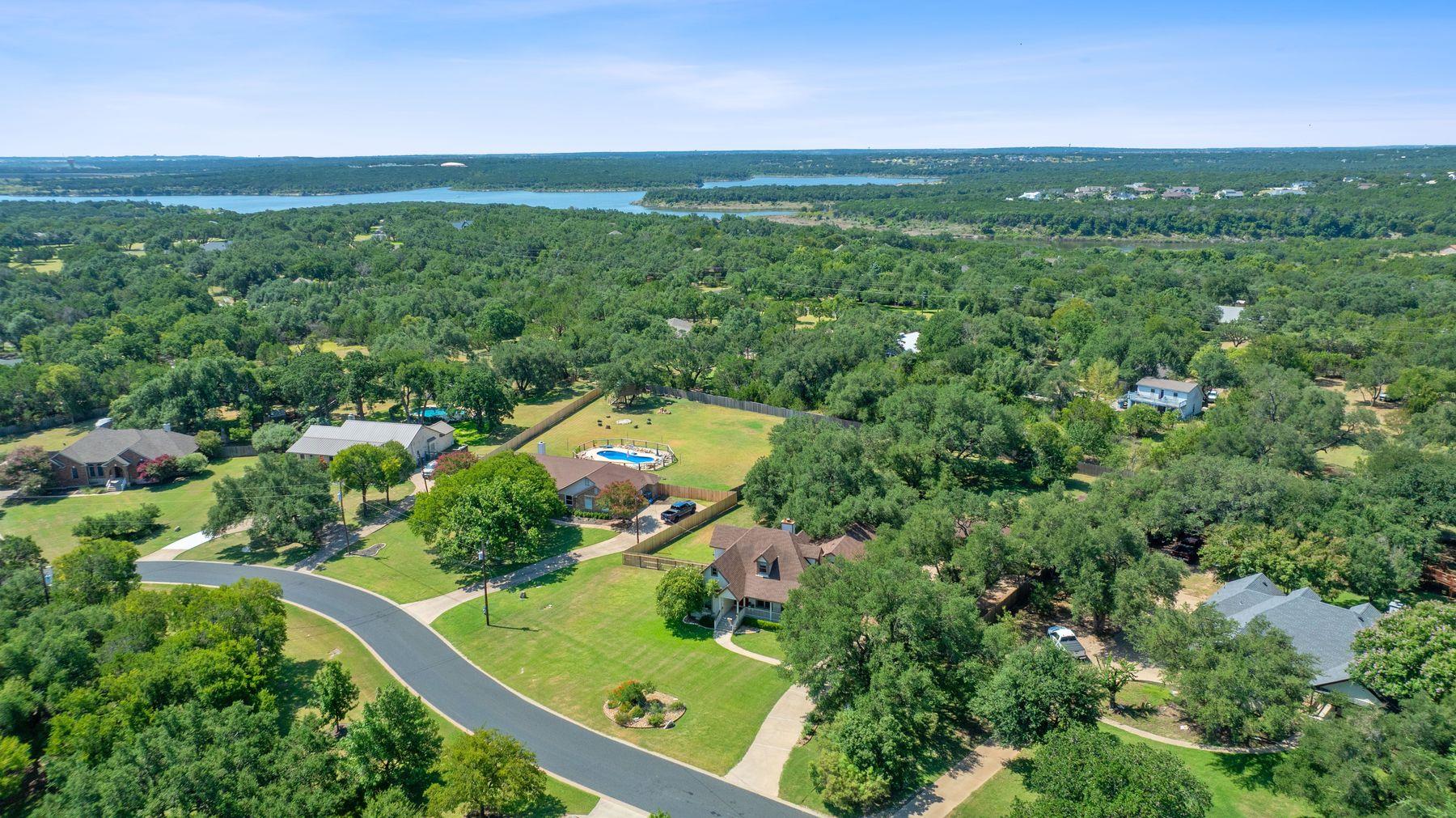 4004 Fountainwood Cir, Georgetown, TX 78633