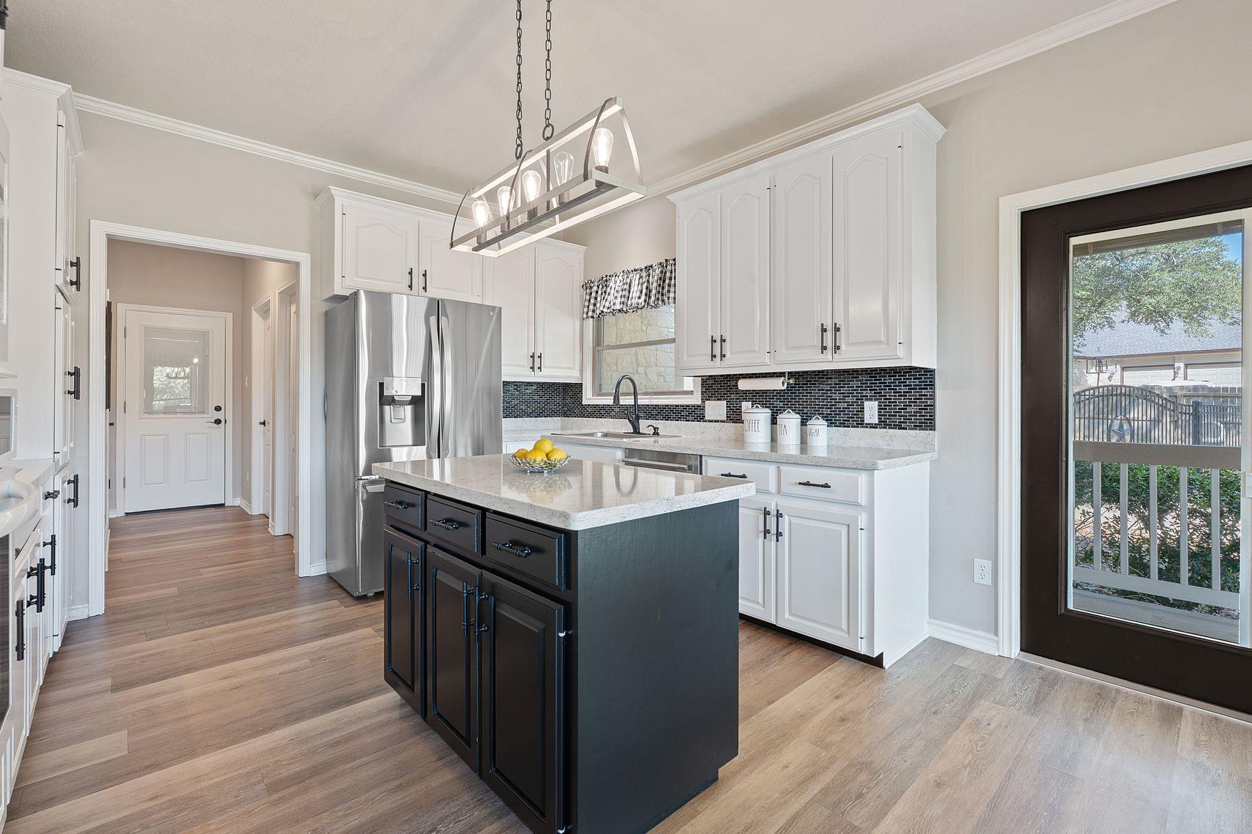 4004 Fountainwood Cir, Georgetown, TX 78633