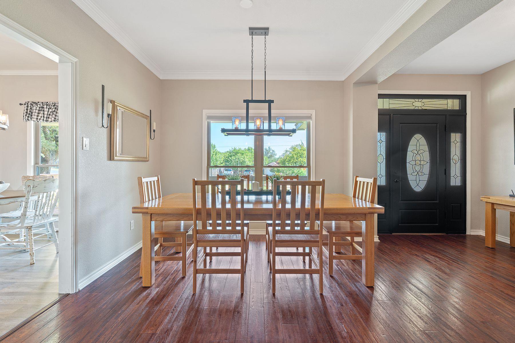 4004 Fountainwood Cir, Georgetown, TX 78633