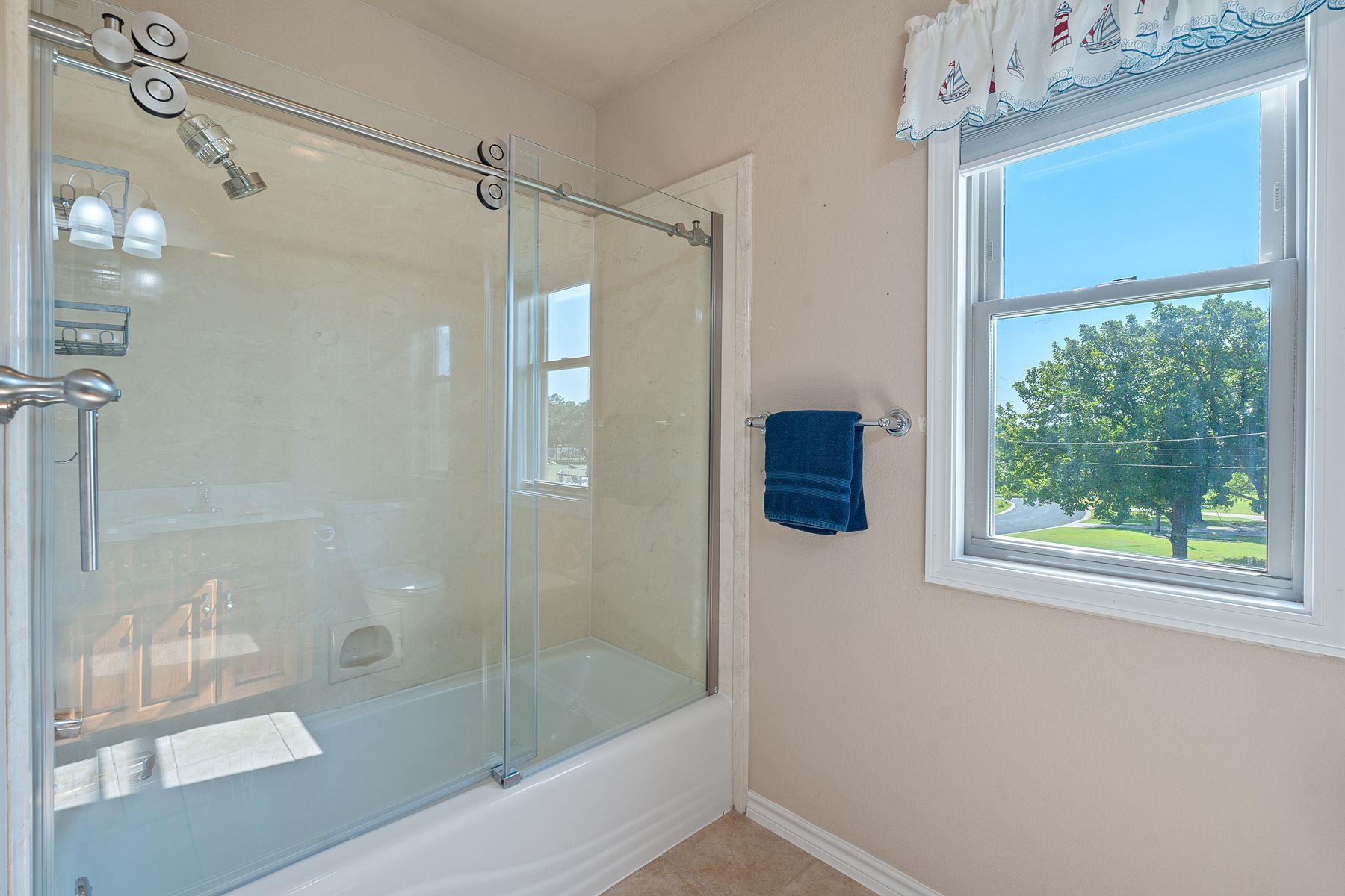 4004 Fountainwood Cir, Georgetown, TX 78633