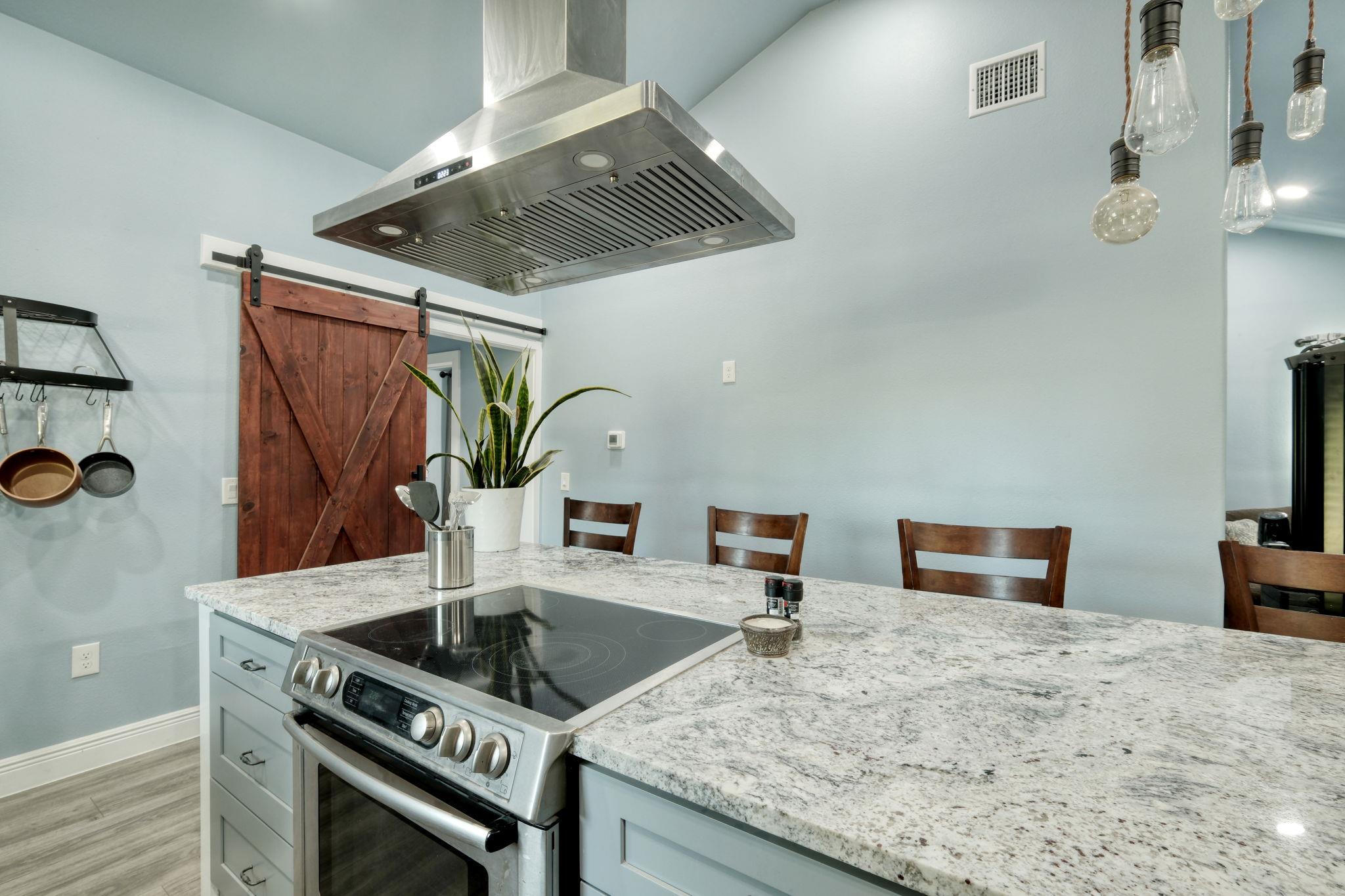 11900 Fm 1660, Hutto, TX 78634